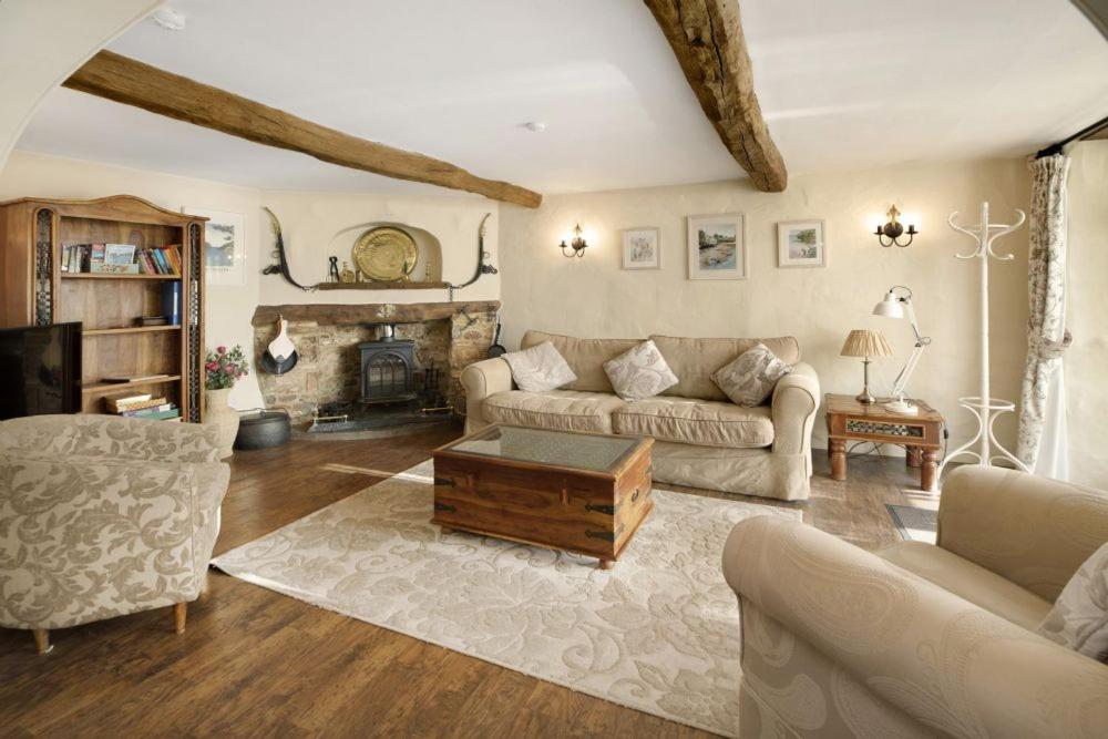 The Coach House - Family view 3