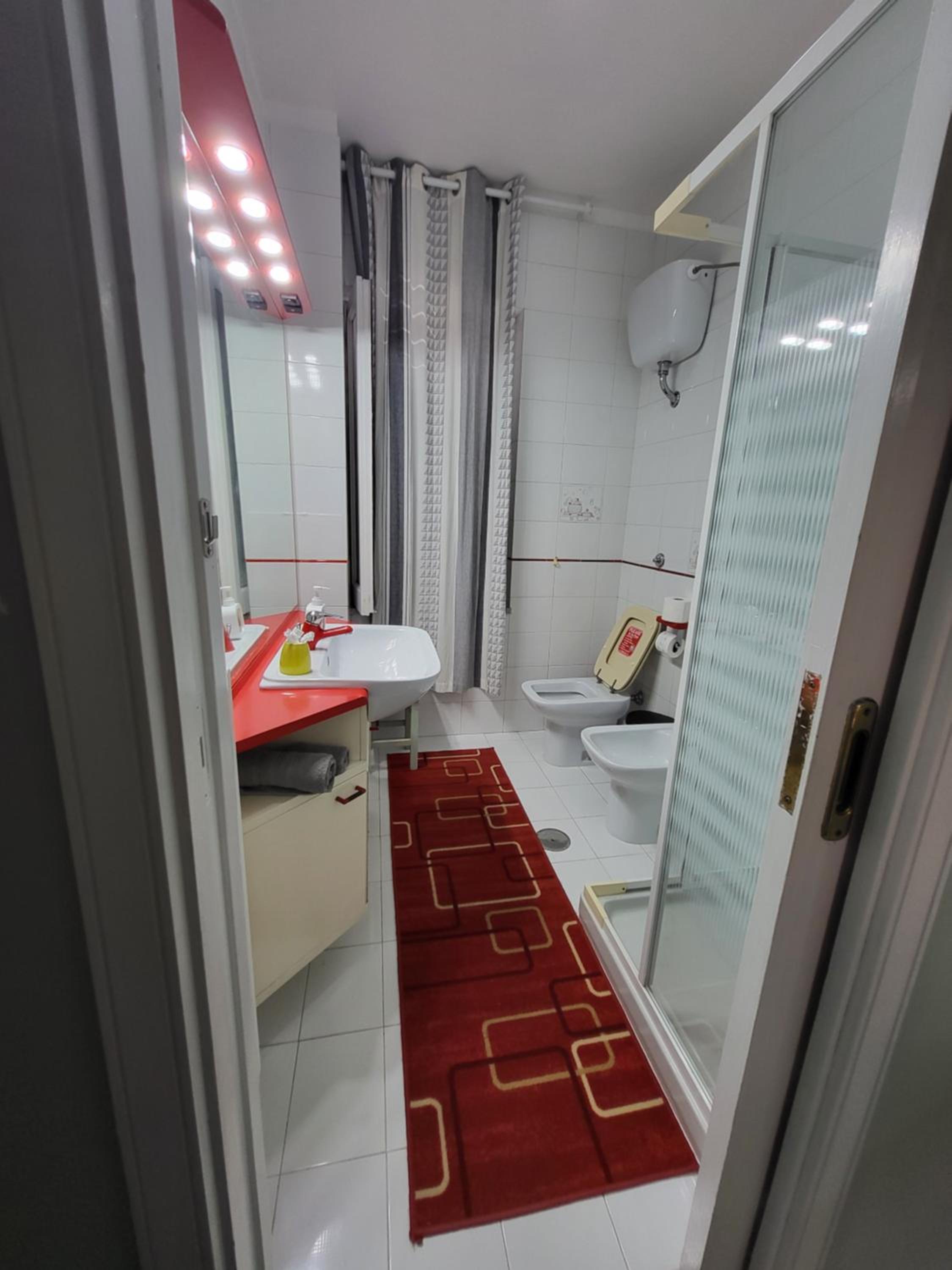 Amodio Apartments