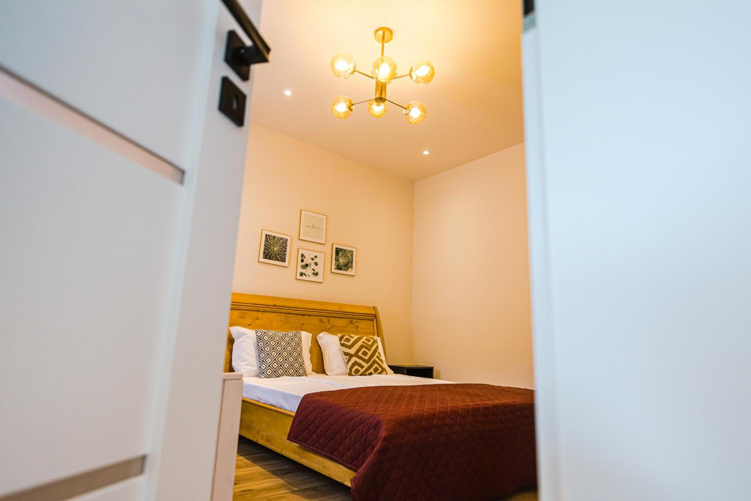 IoanaGuestHouse