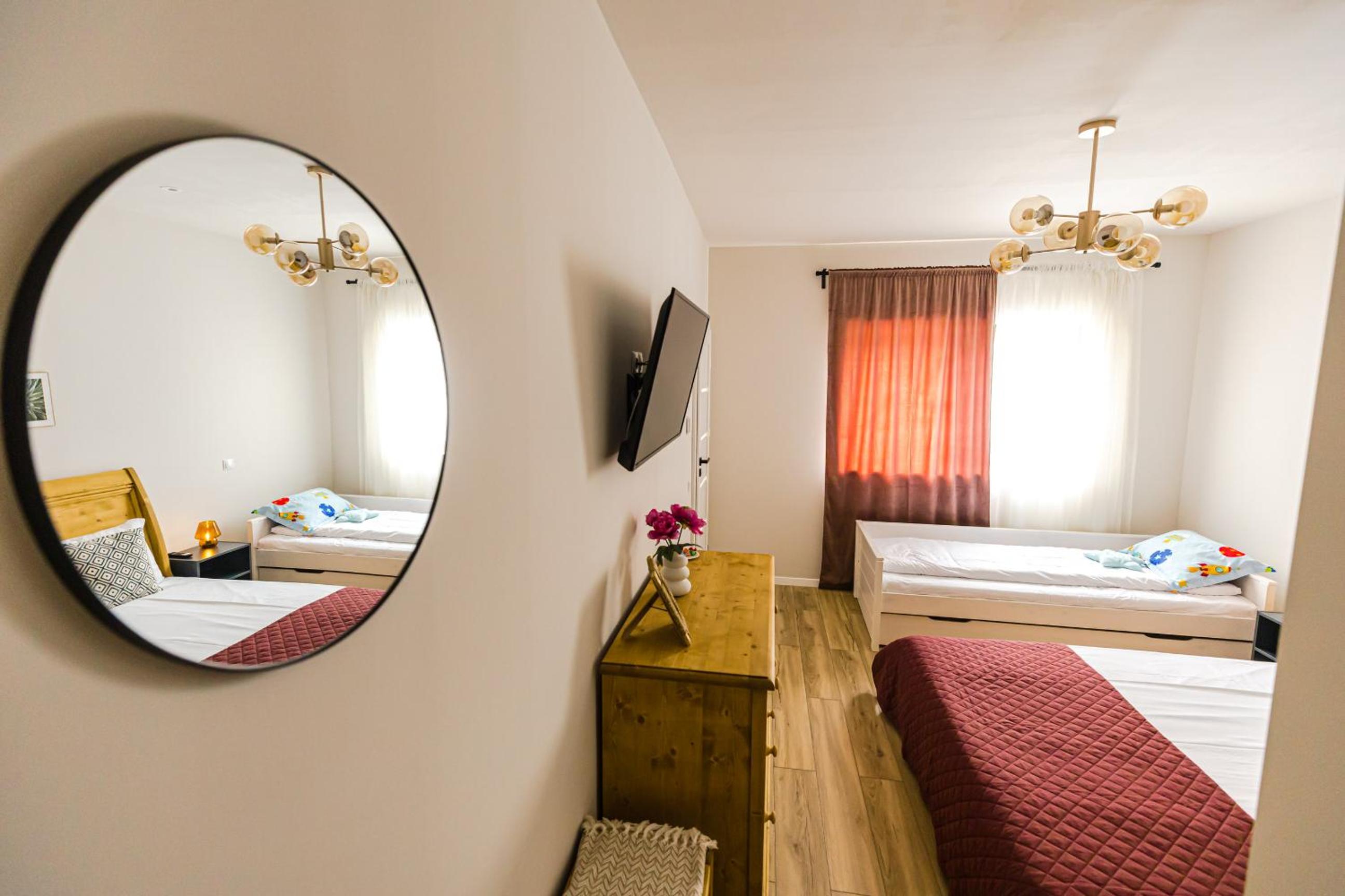 IoanaGuestHouse
