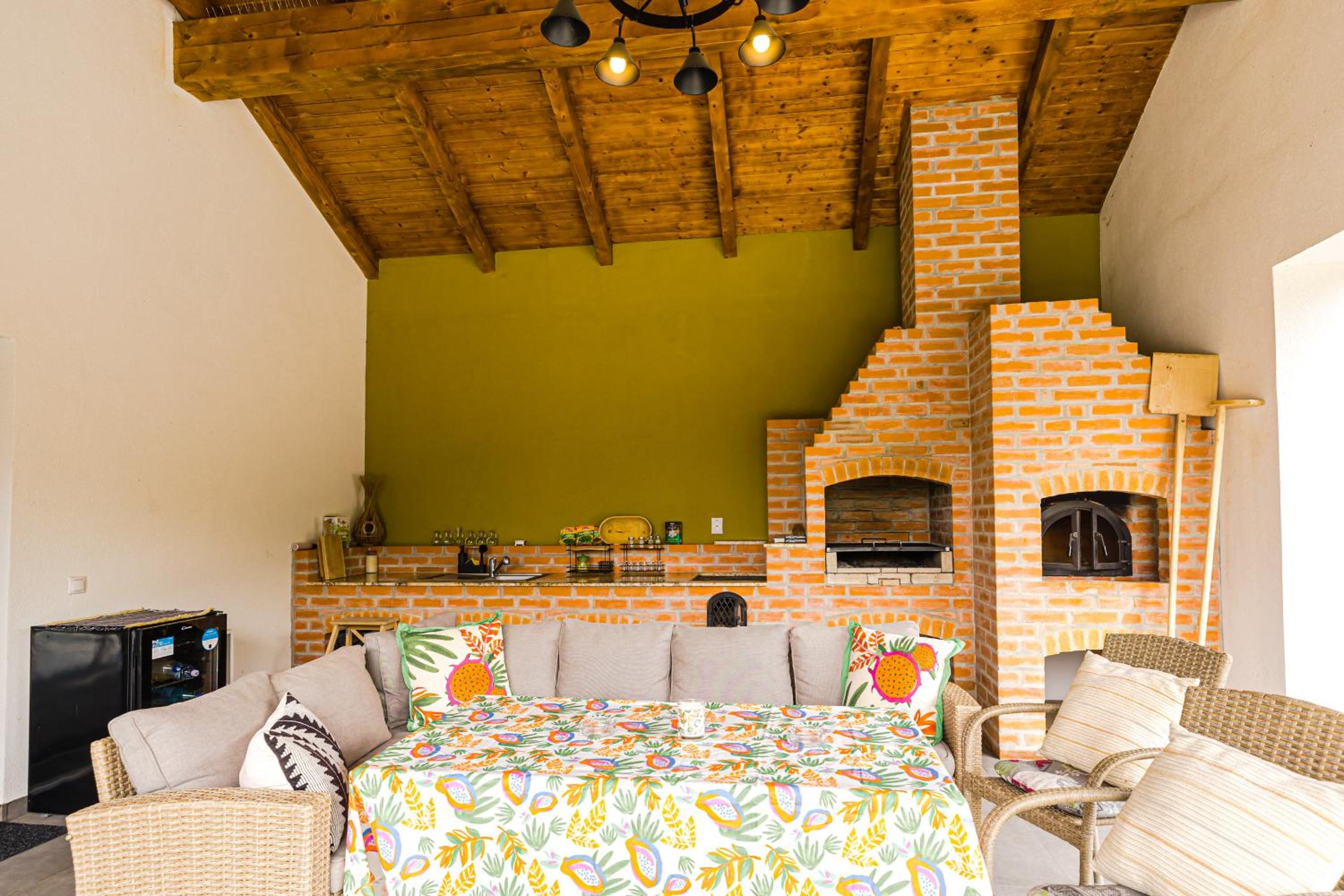 IoanaGuestHouse