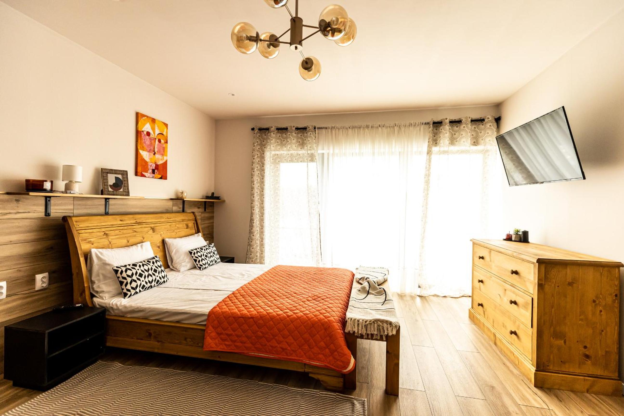 IoanaGuestHouse
