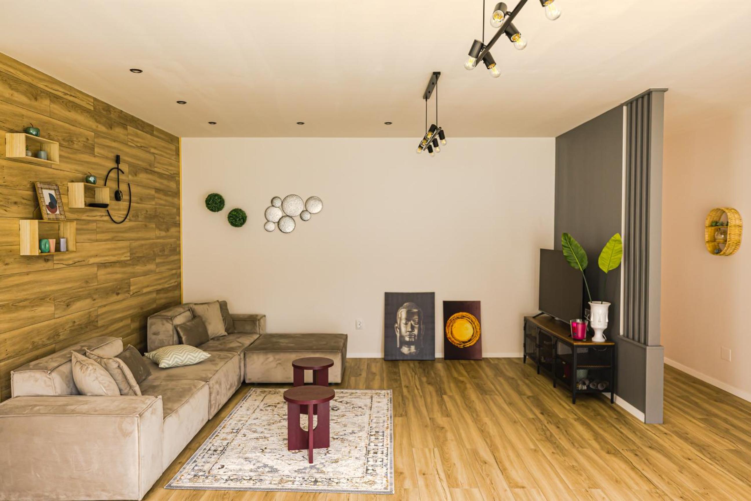 IoanaGuestHouse