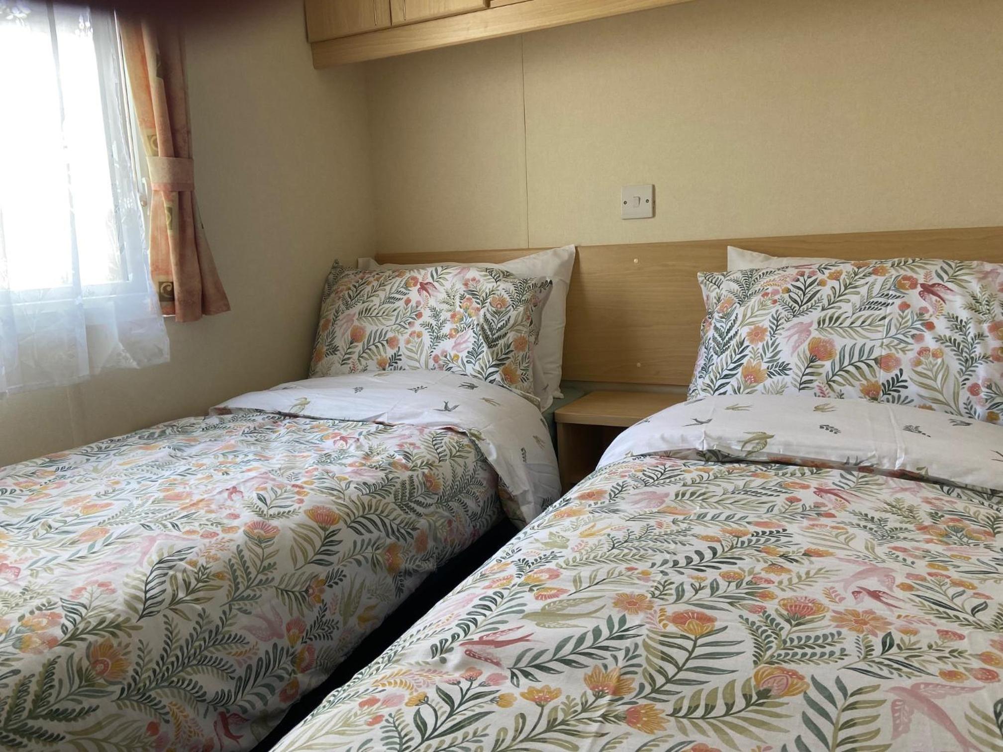 Coastal Caravan Holidays - Puffin 14 view 2