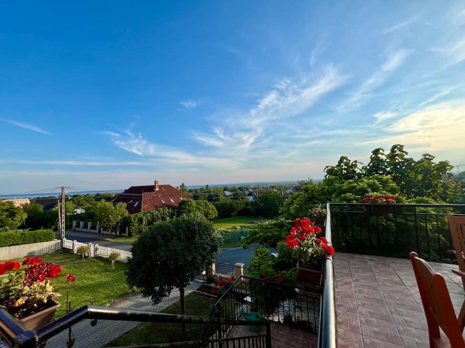 House of Sunset view 3