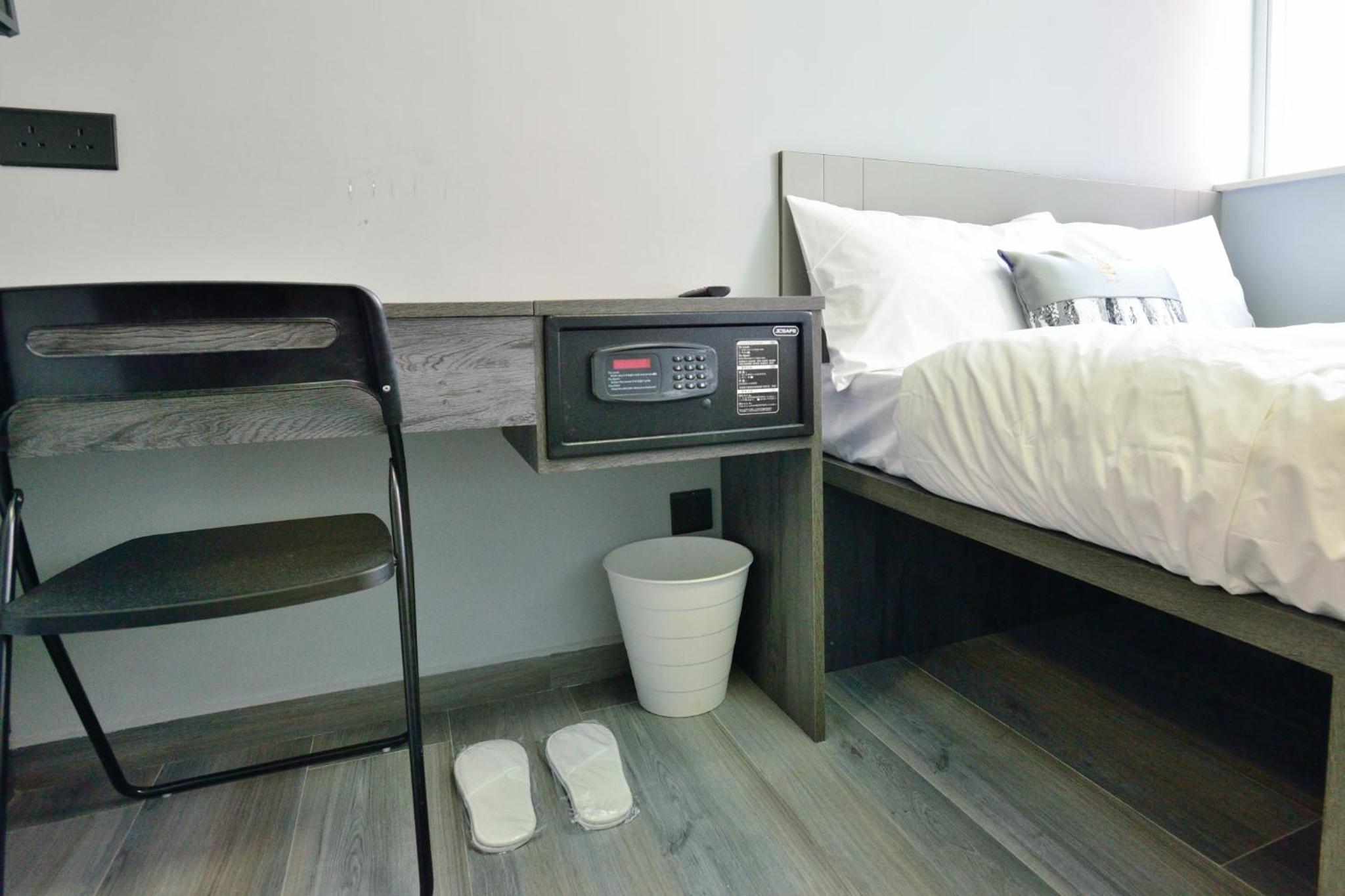 Atlas Hostel & Backpackers