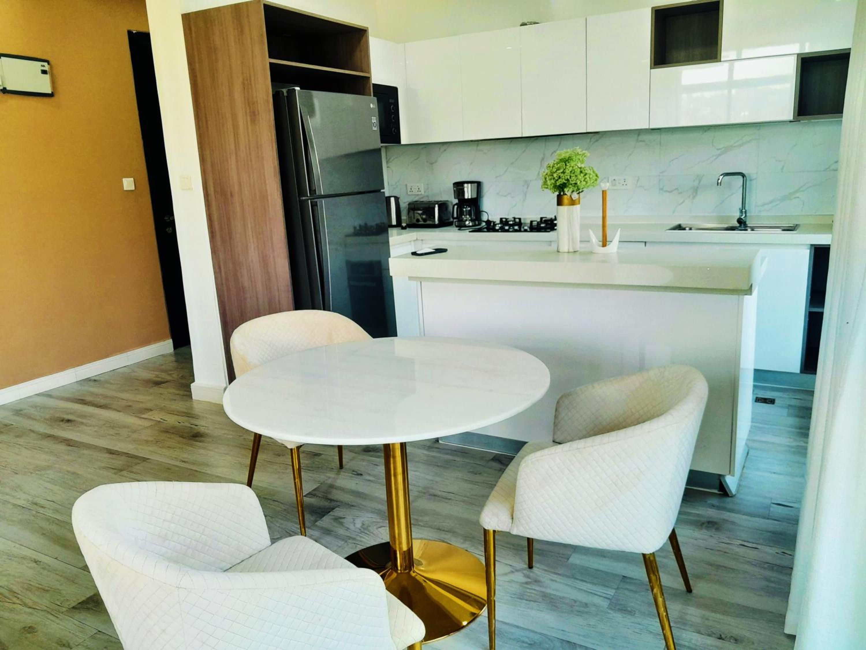 Lakewood Golf Suites