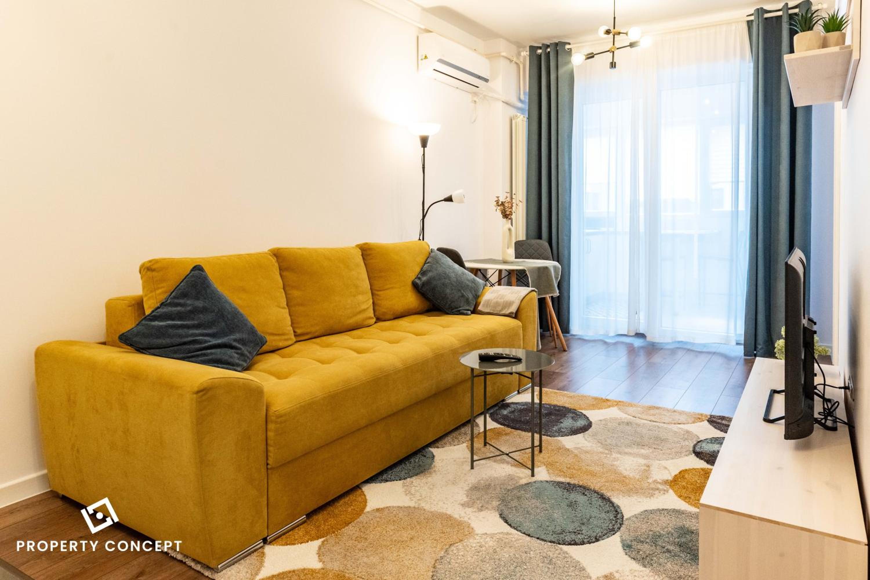 Central Residence Apartment 827 view 5
