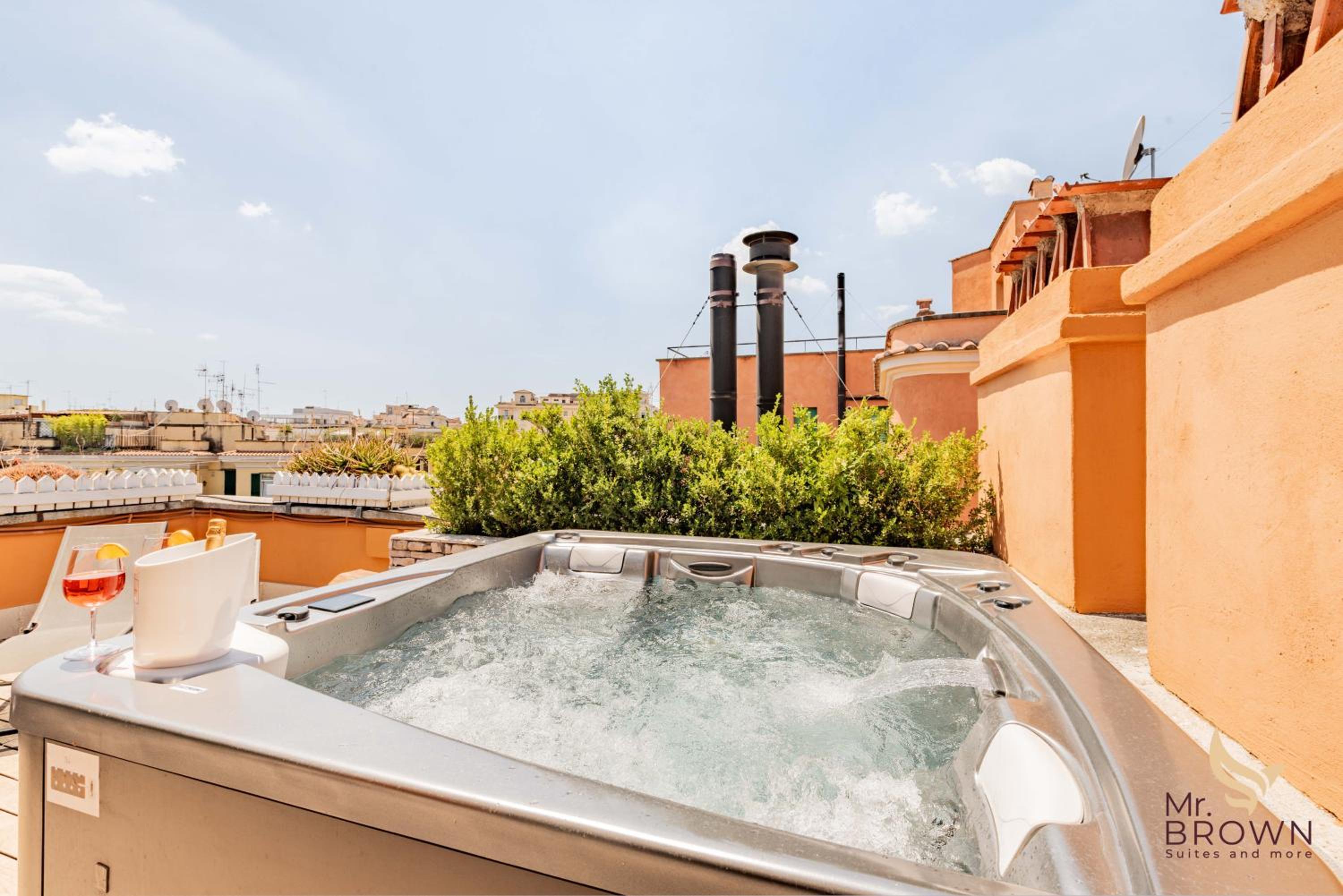 MrBrown Luxury Terrace with Pool