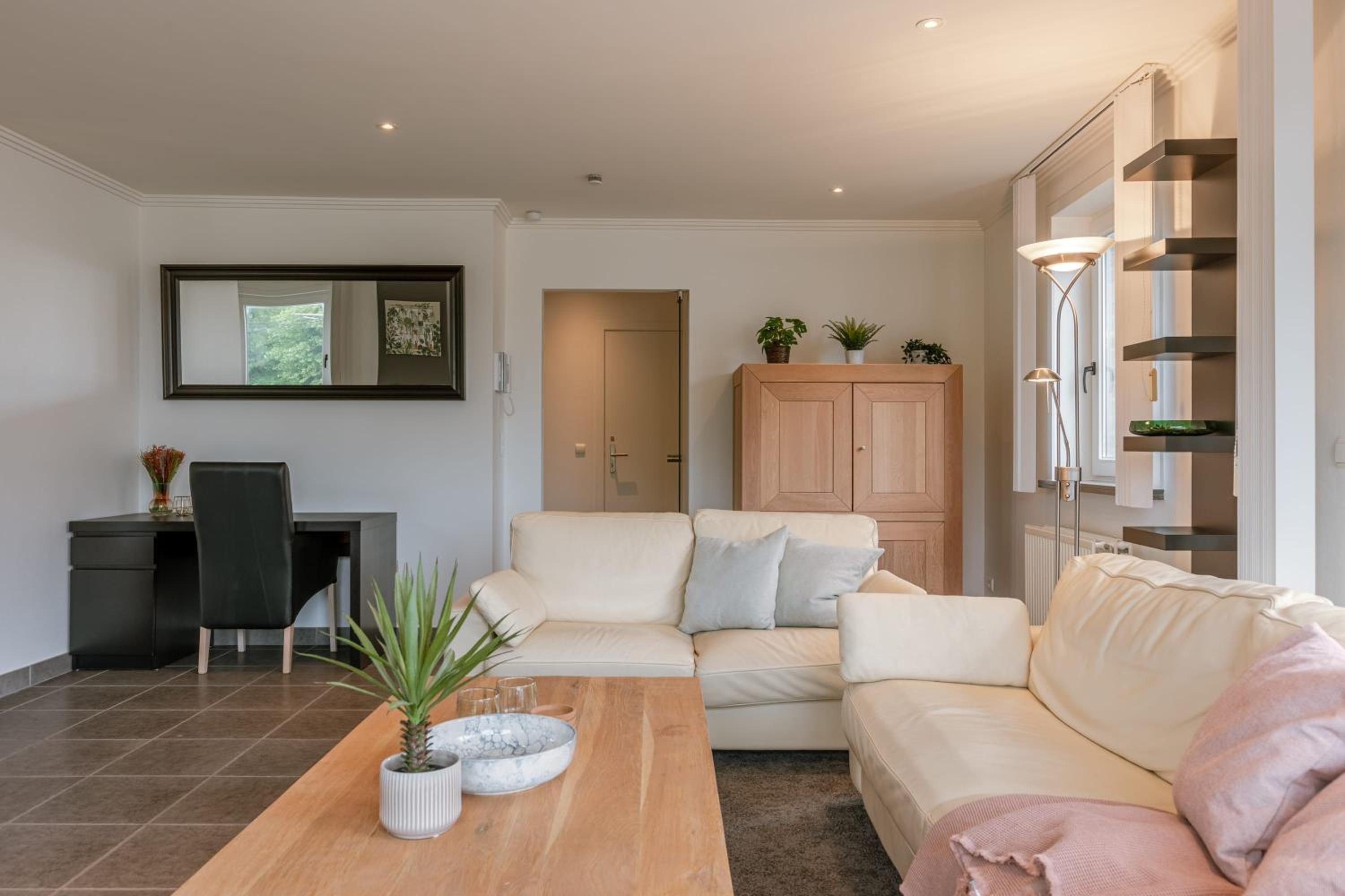 Casiola - Family apartment with parking in De Panne
