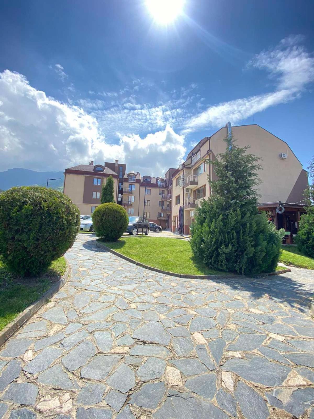 Sapareva Apartments