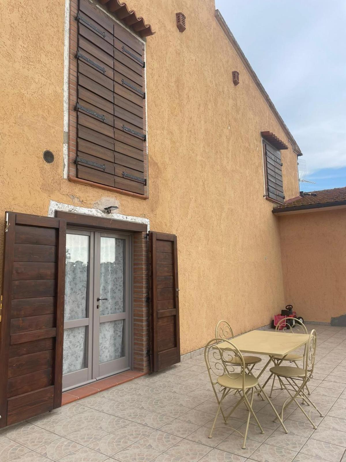 Agriturismo tra il mare e la campagna maremmana