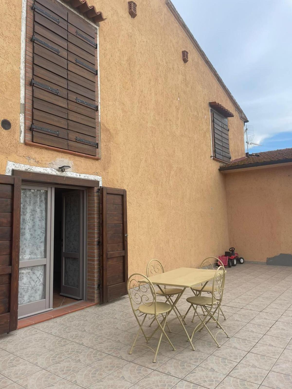 Agriturismo tra il mare e la campagna maremmana