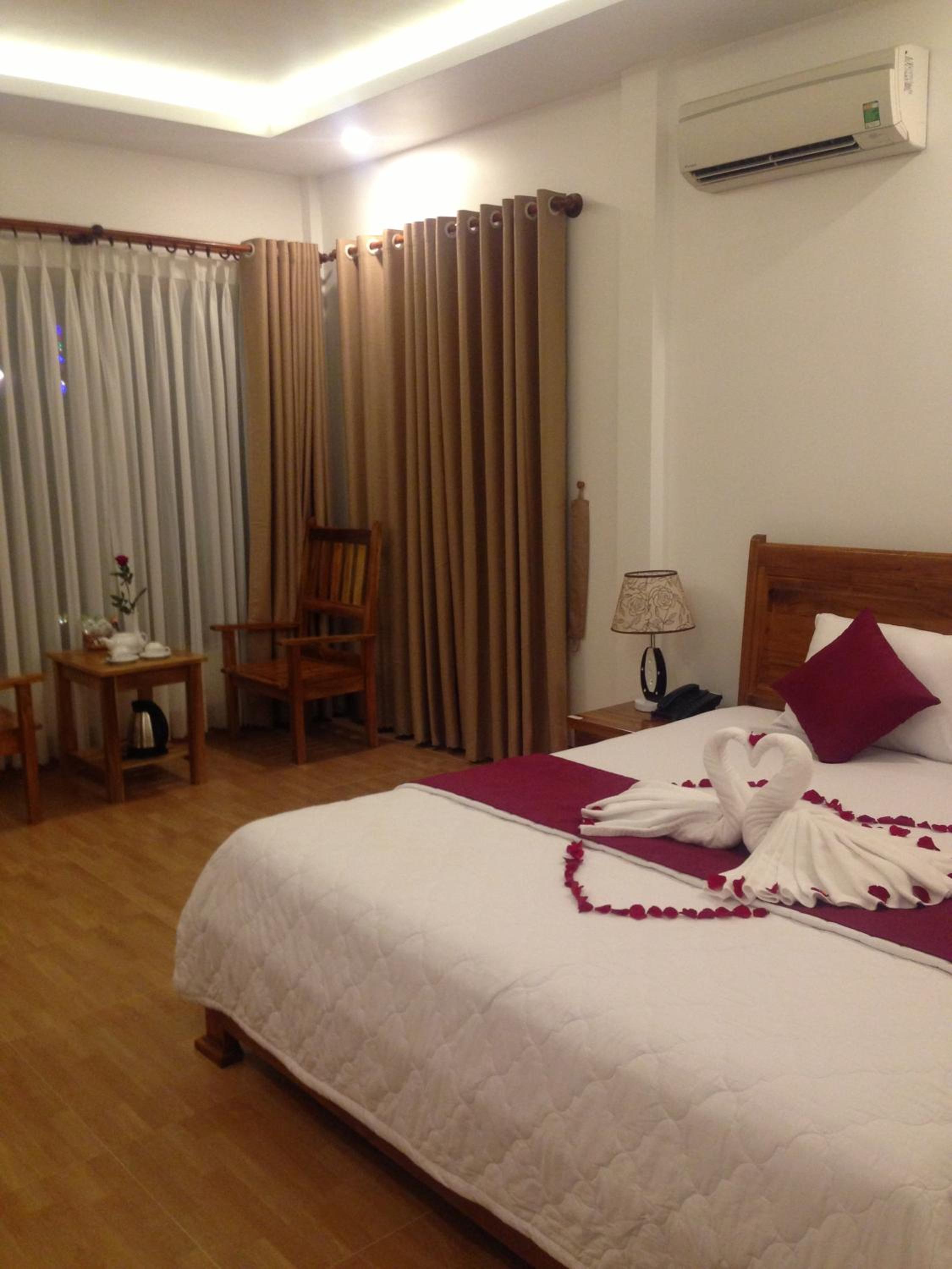 Ngoc Viet Bungalow