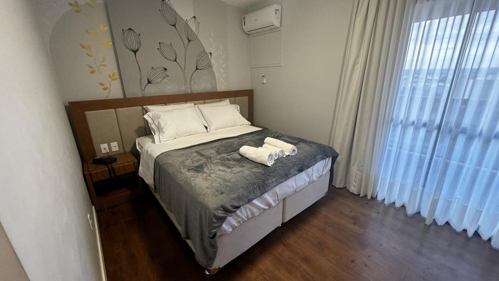 Alugueasy - Hotel Metropolitan