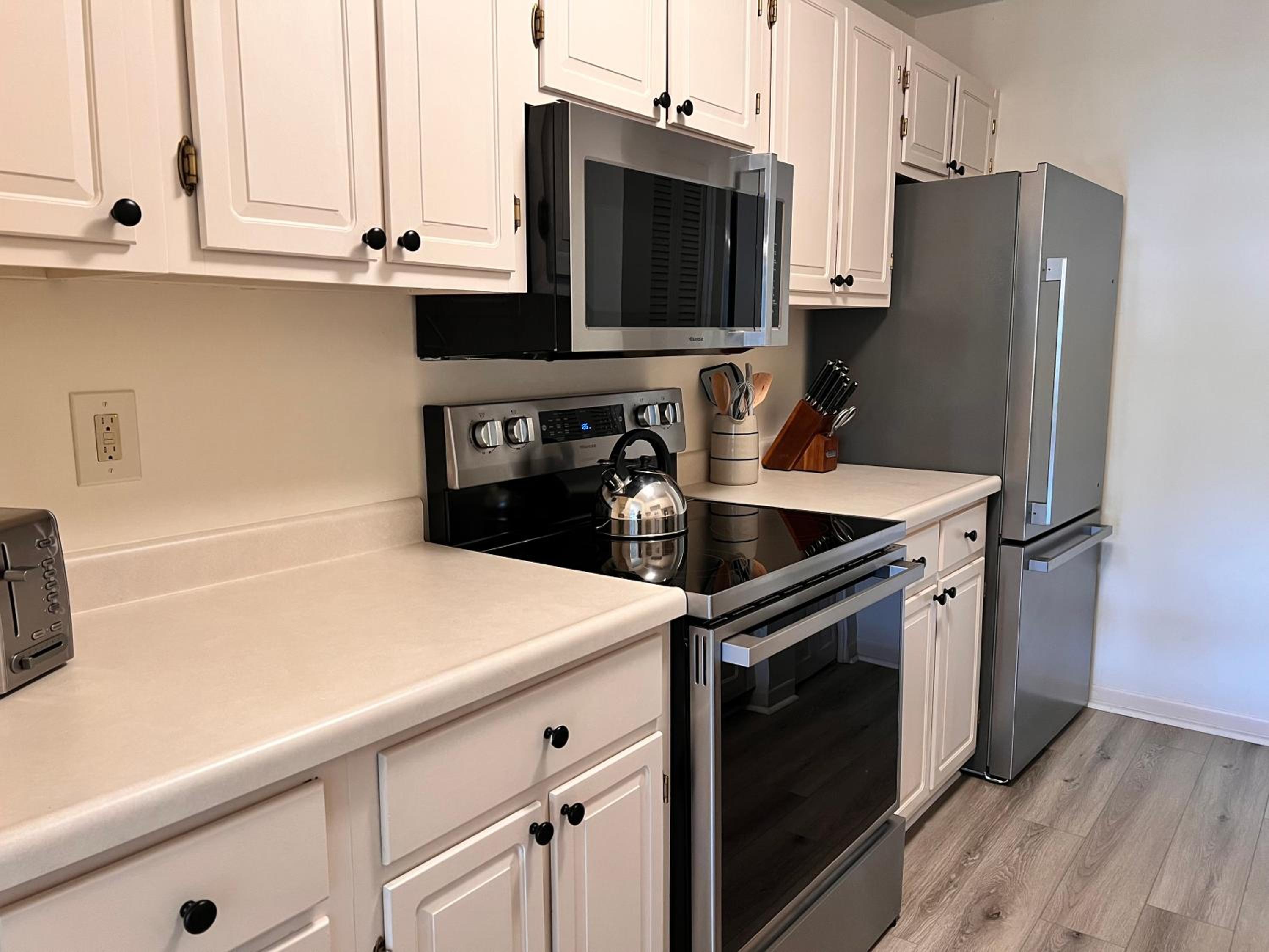 Ketch Court 893