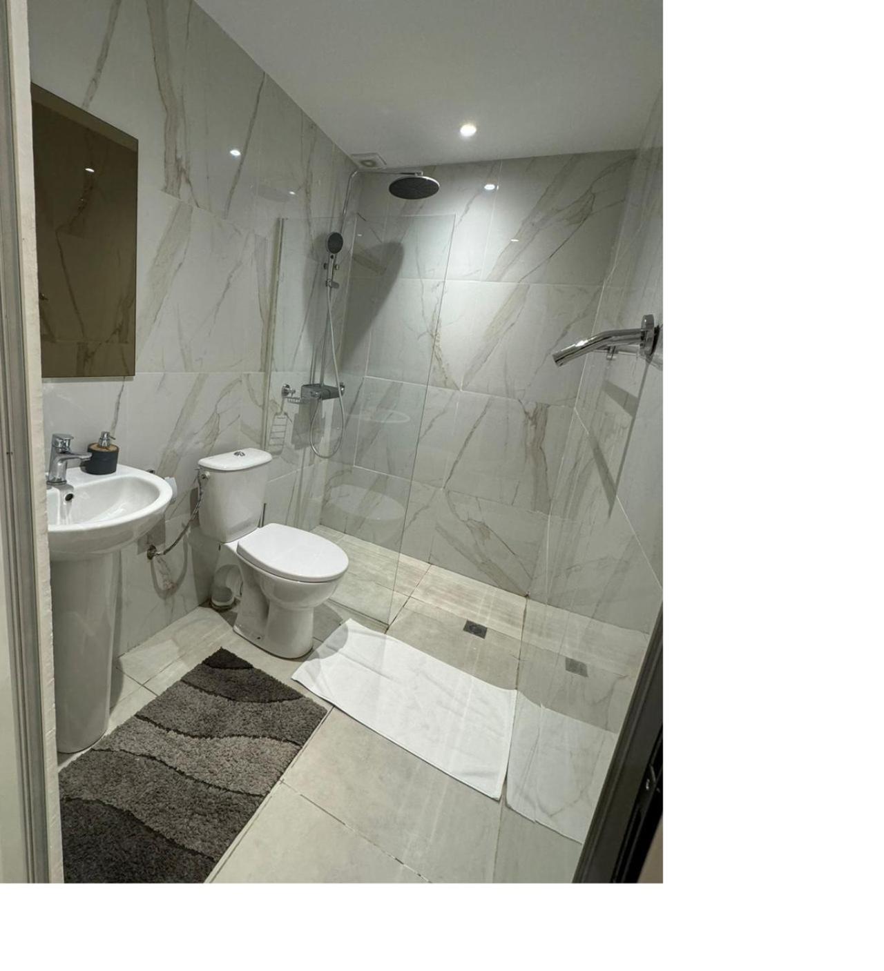 Bark Luxury Appartments @Signal Abidjan Plateau