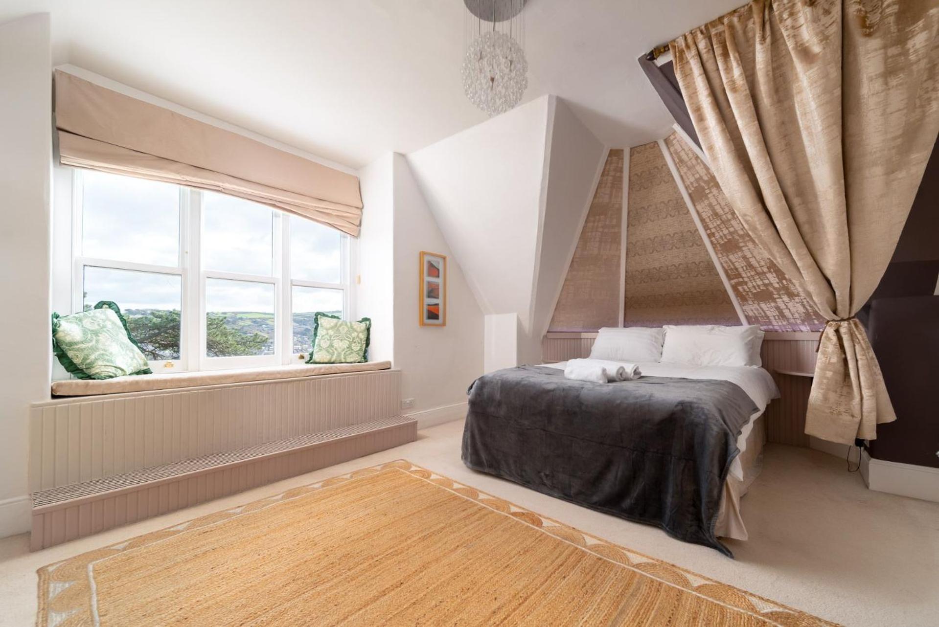 Westwell Hall