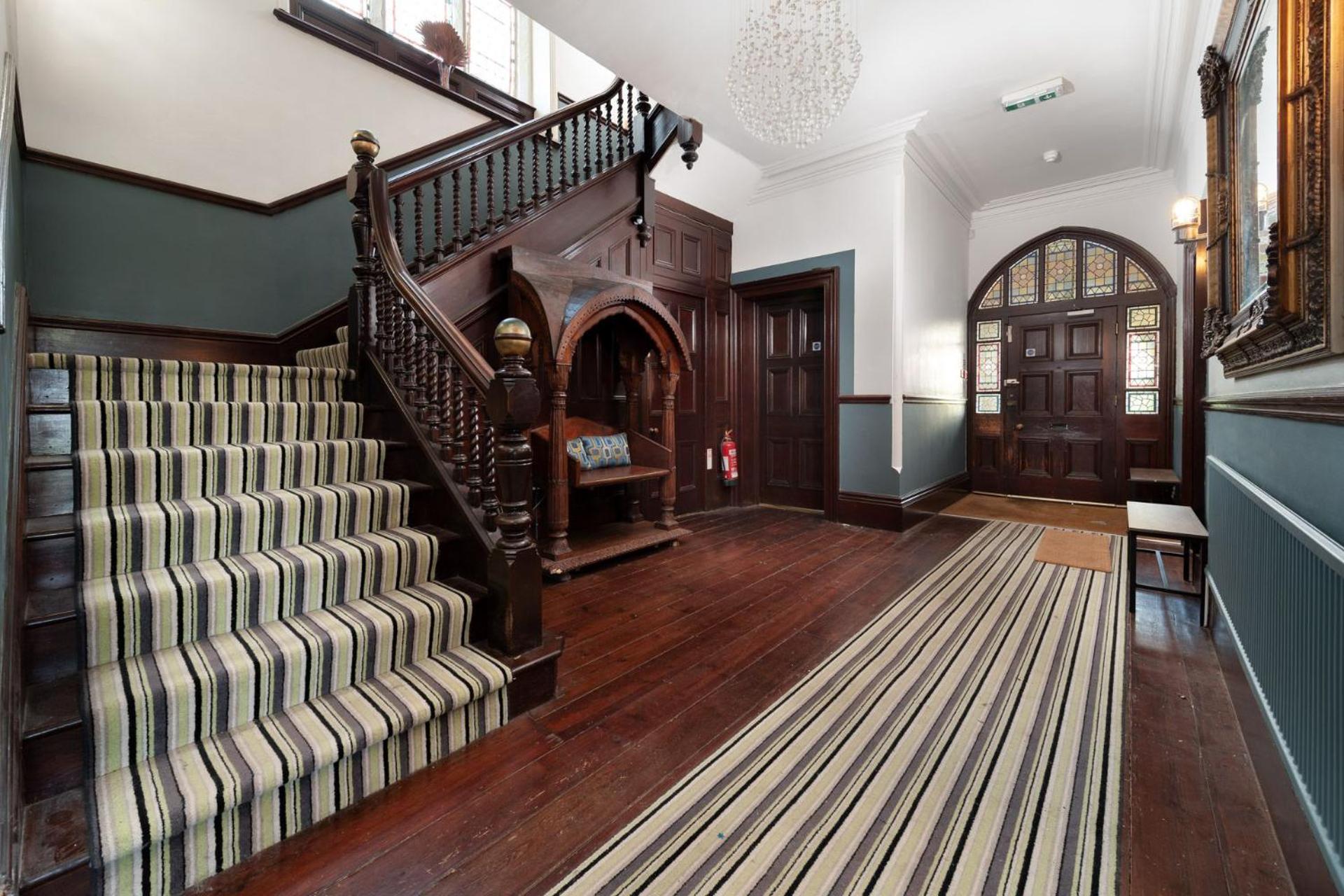 Westwell Hall