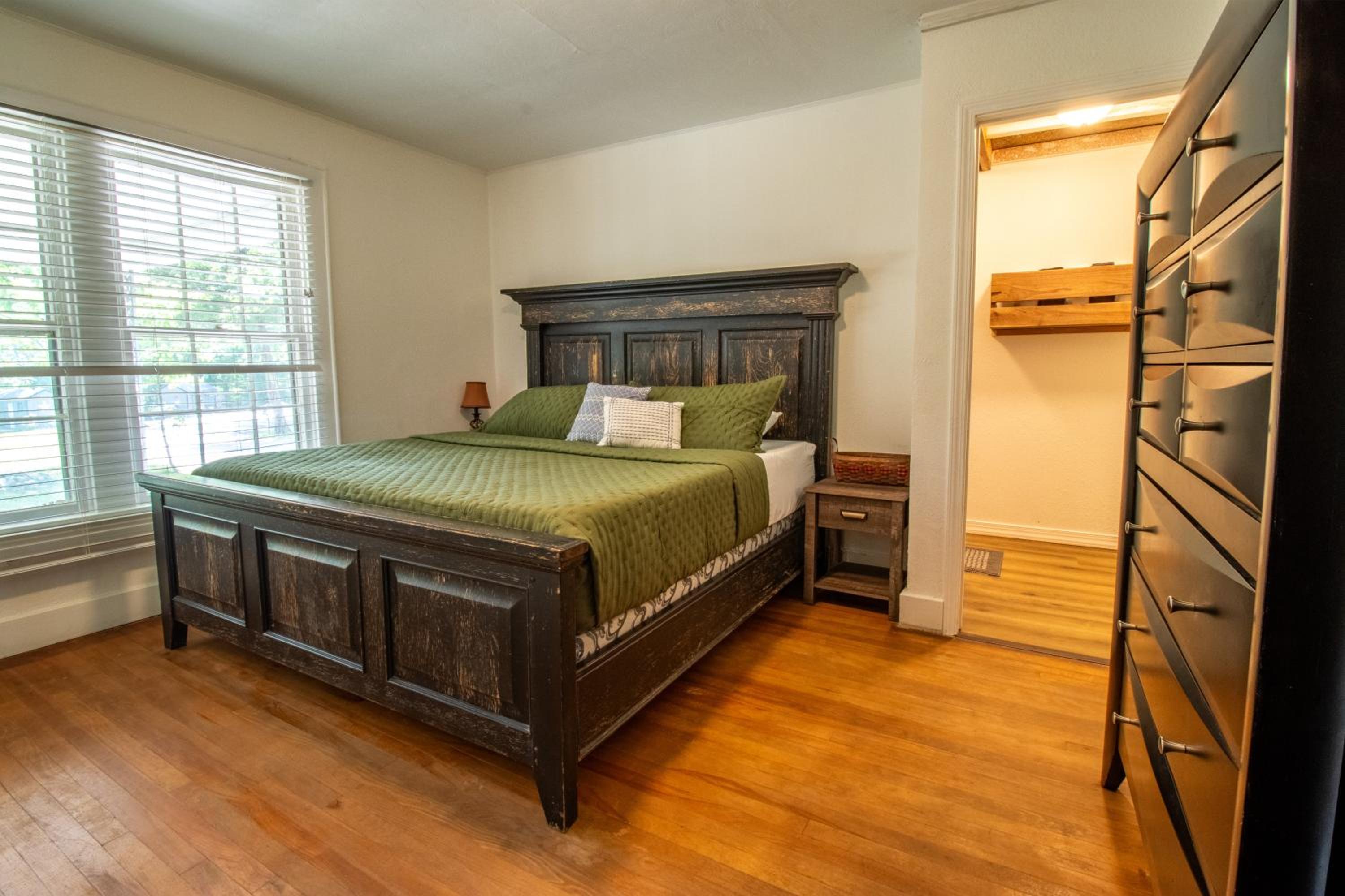 Kozy Haven Log Cabin Rentals