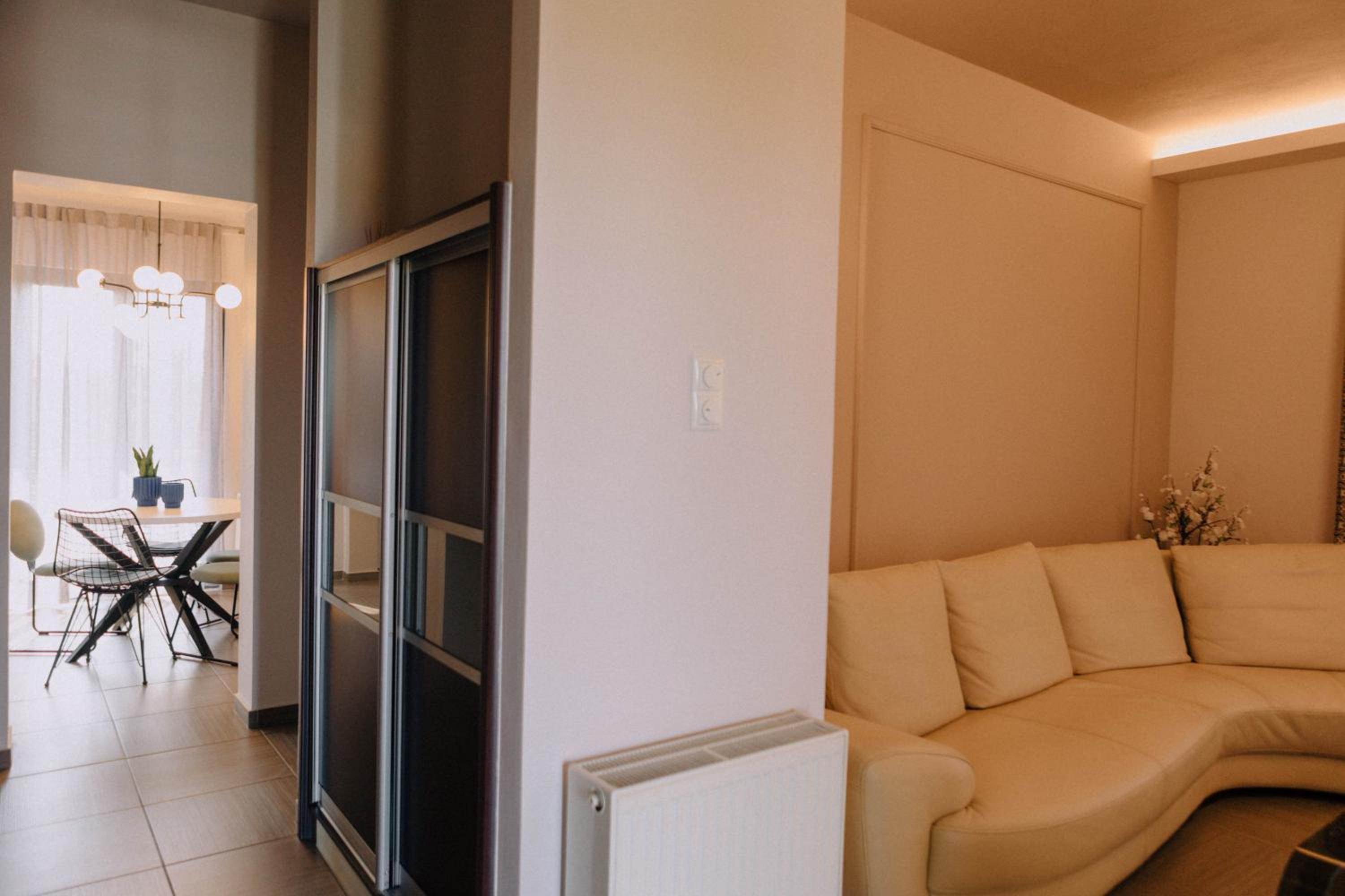 Anassa House