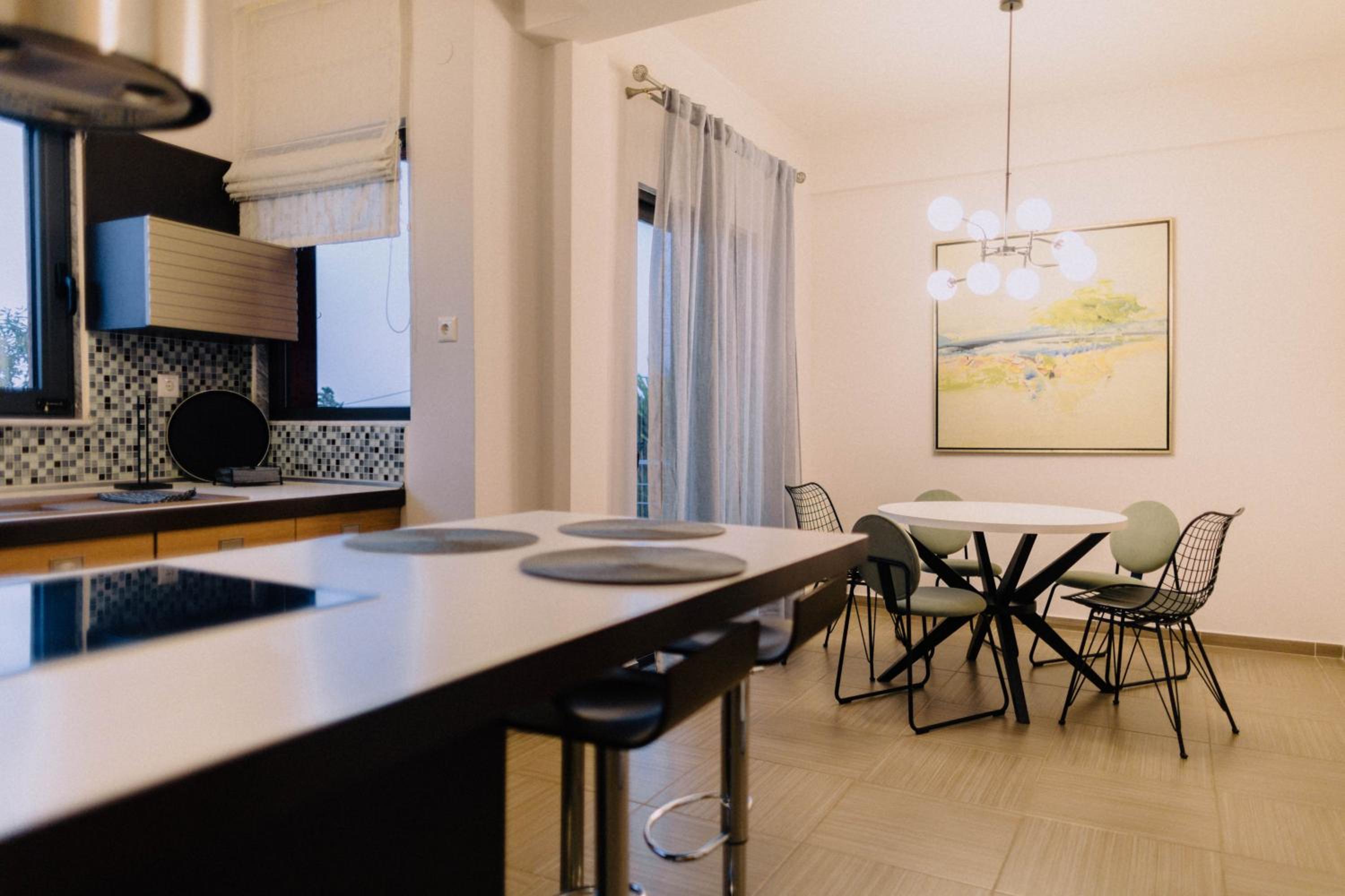 Anassa House