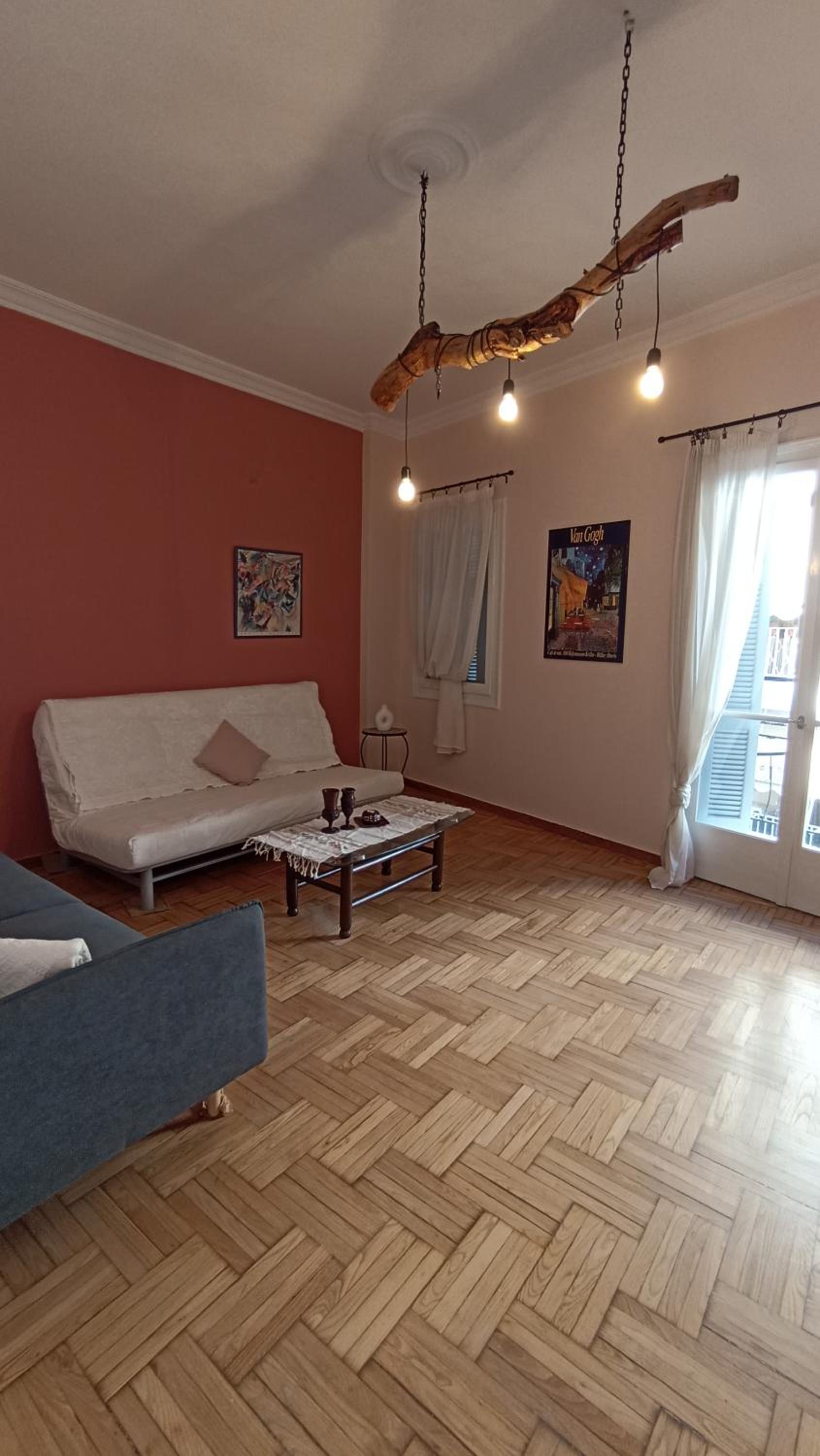Classic Athenian house 2mins from metro