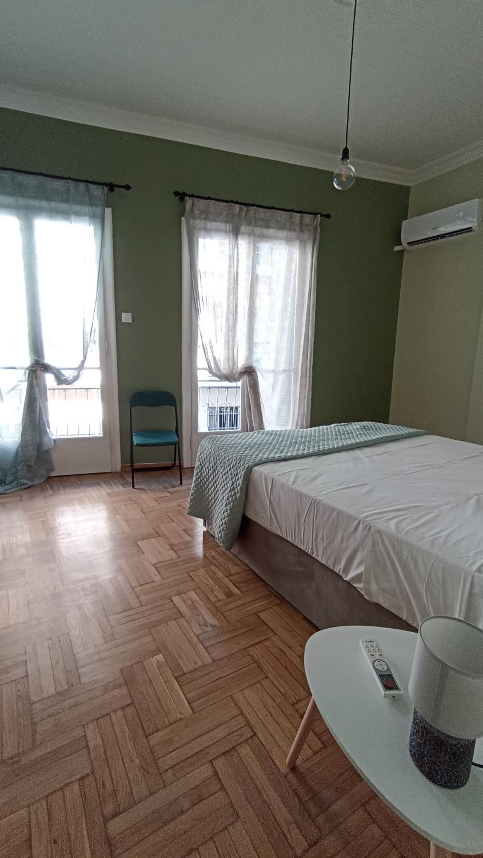 Classic Athenian house 2mins from metro