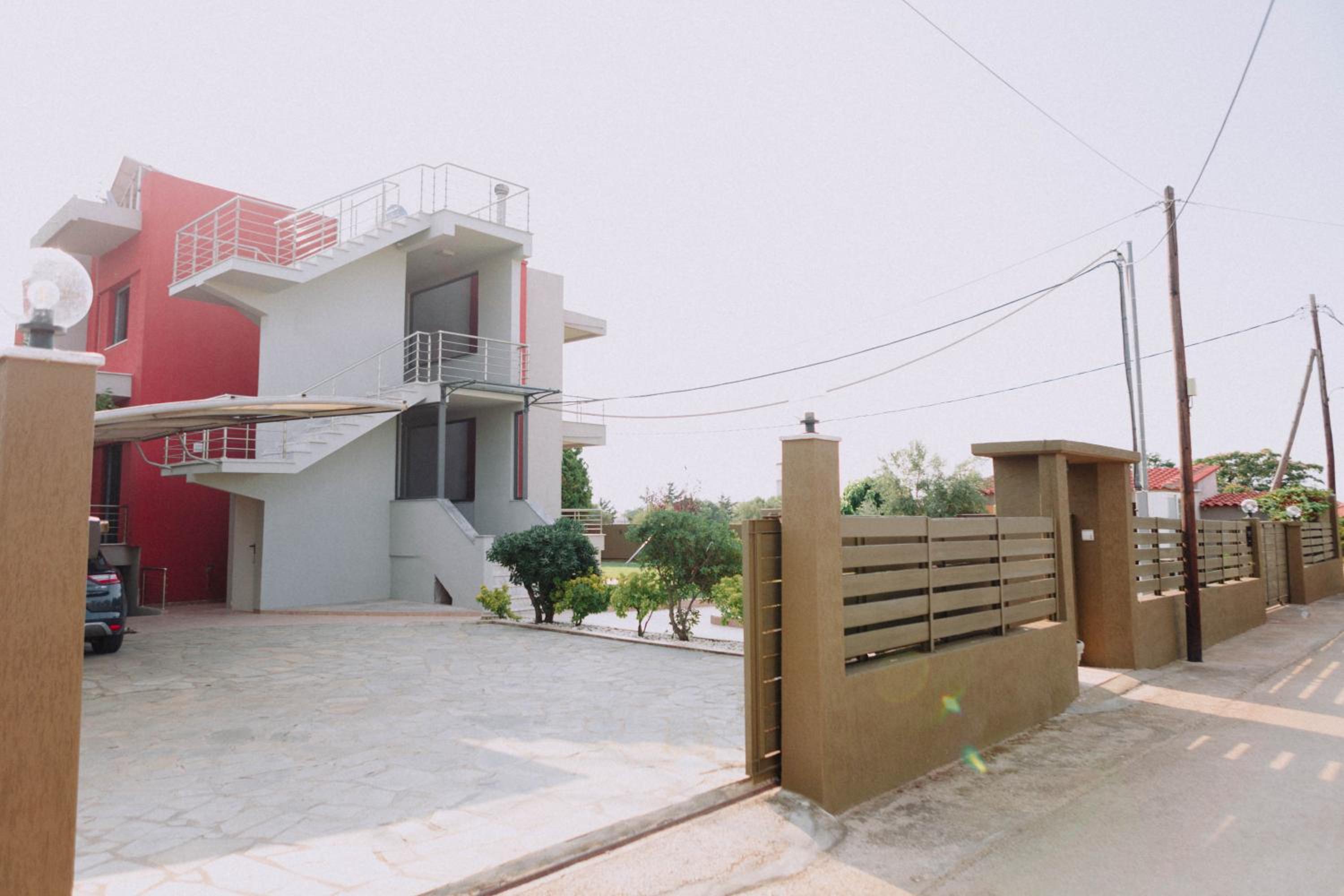 Anassa House
