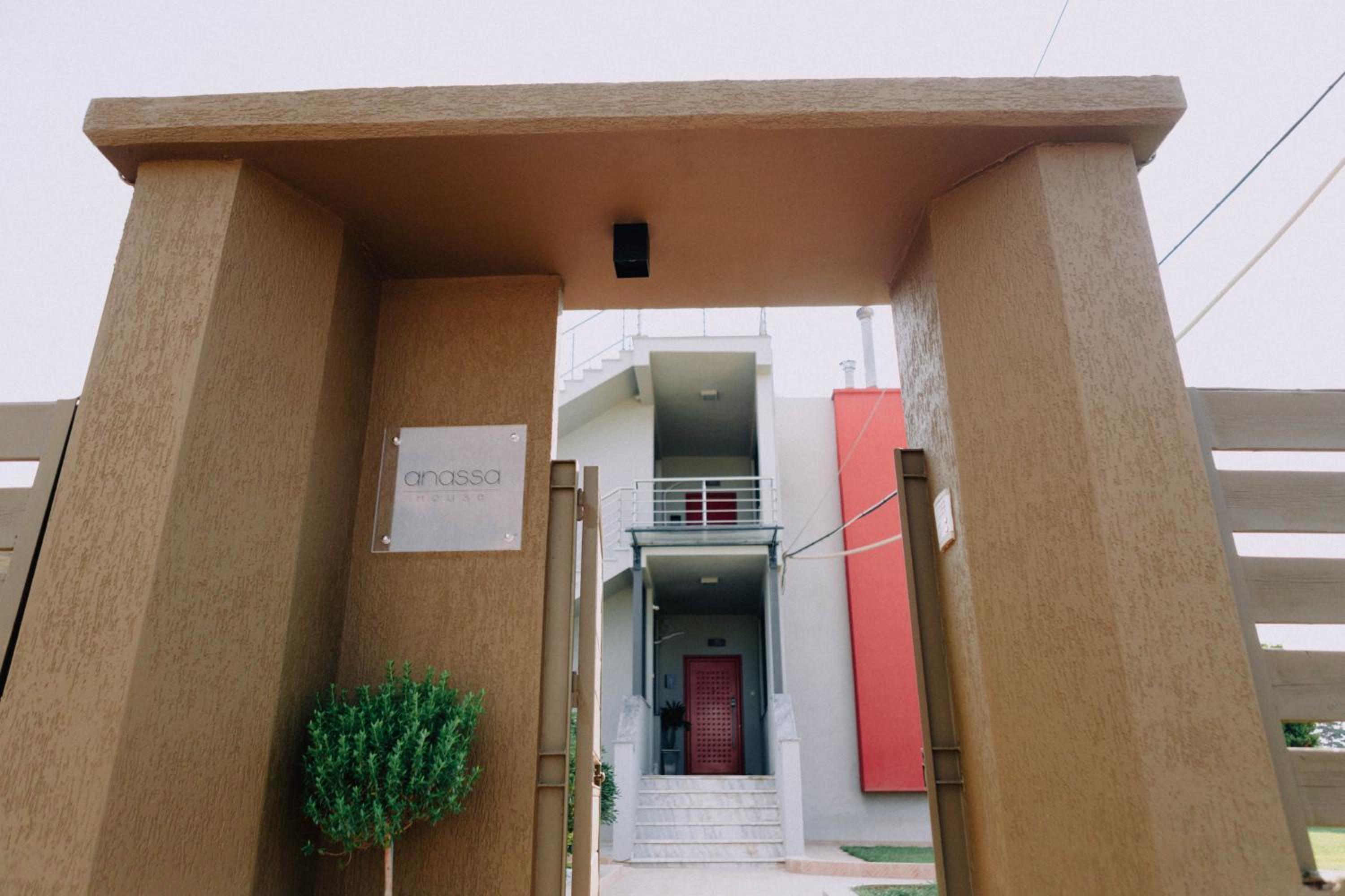 Anassa House