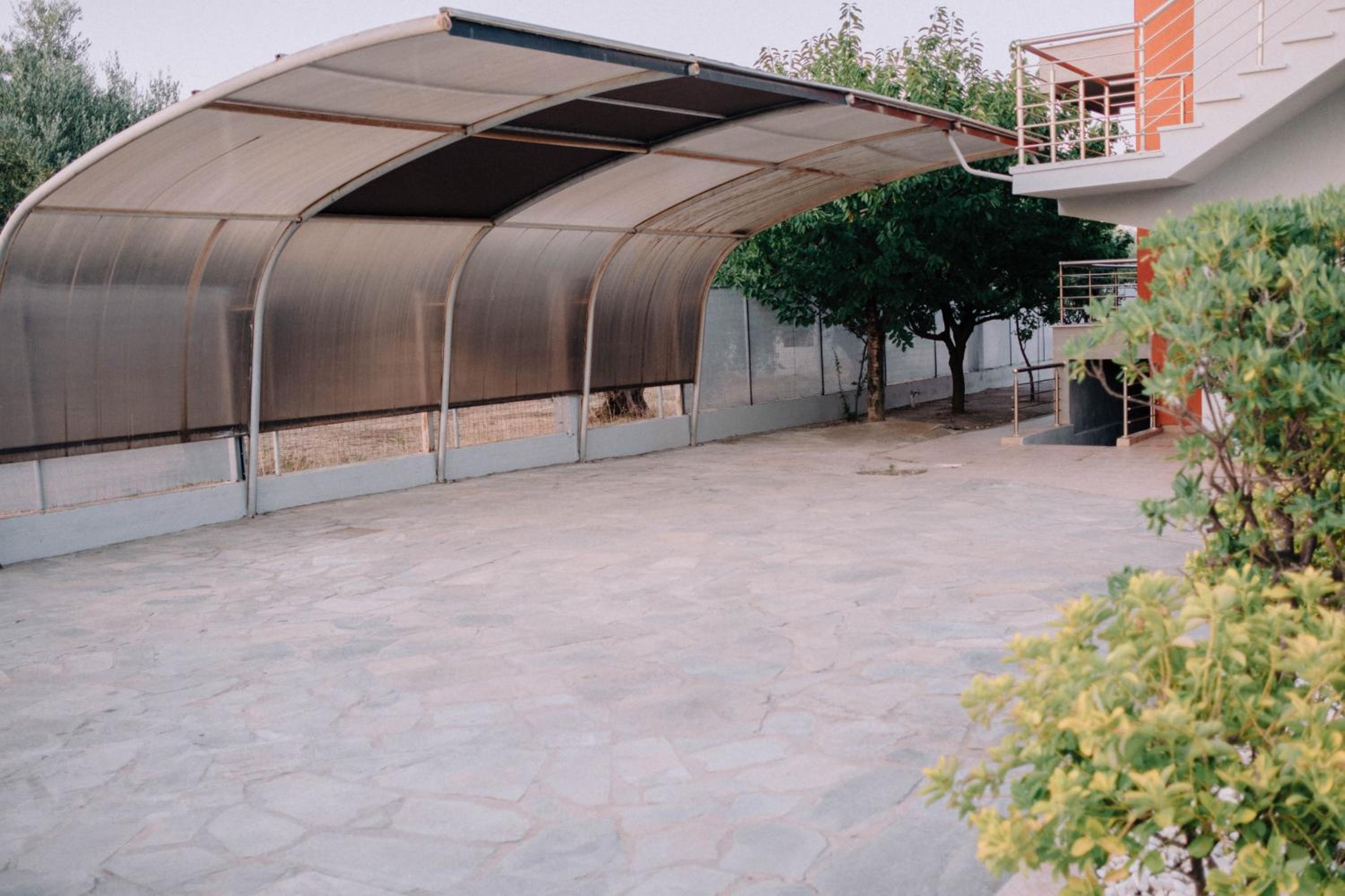 Anassa House