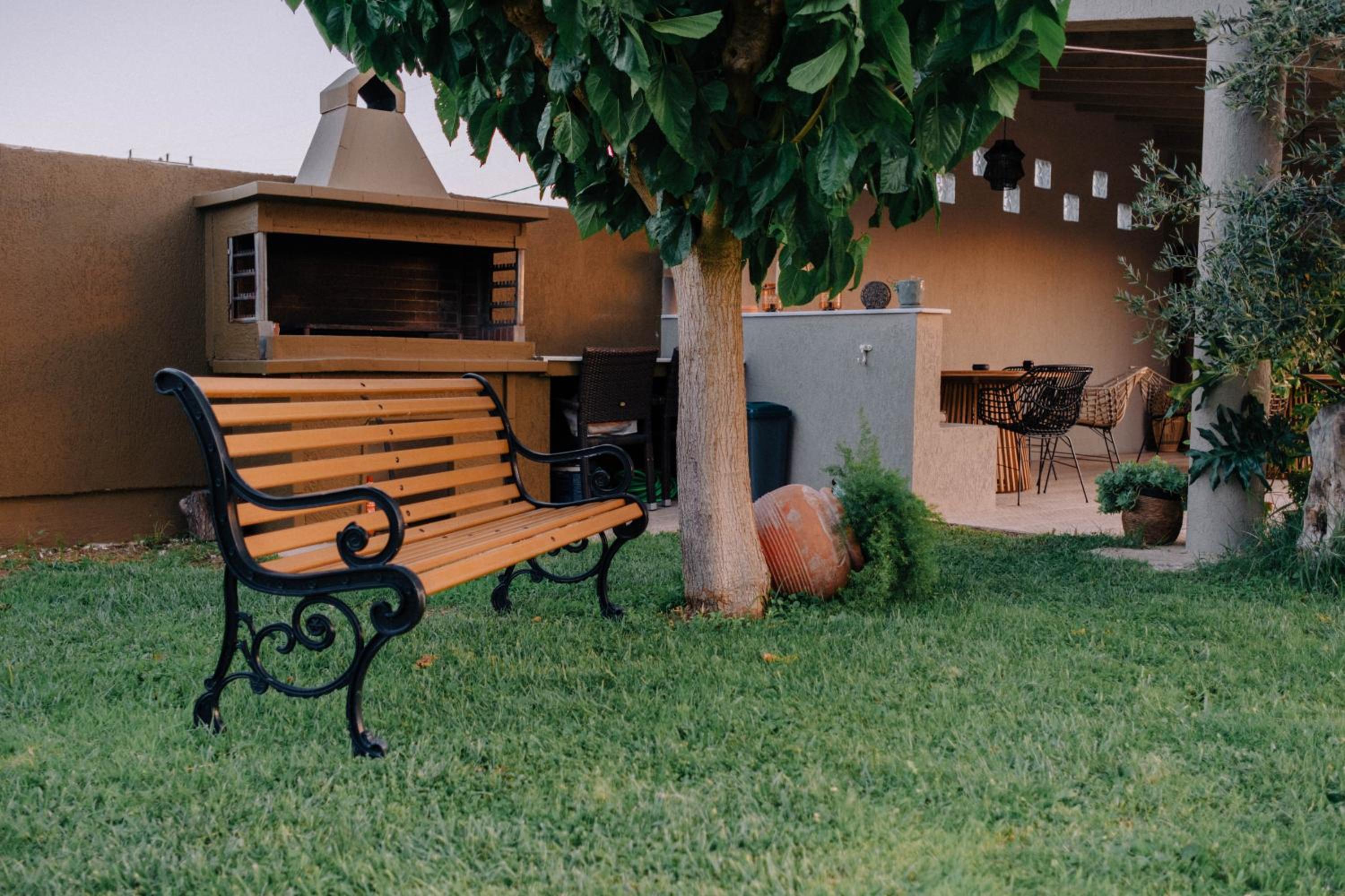 Anassa House