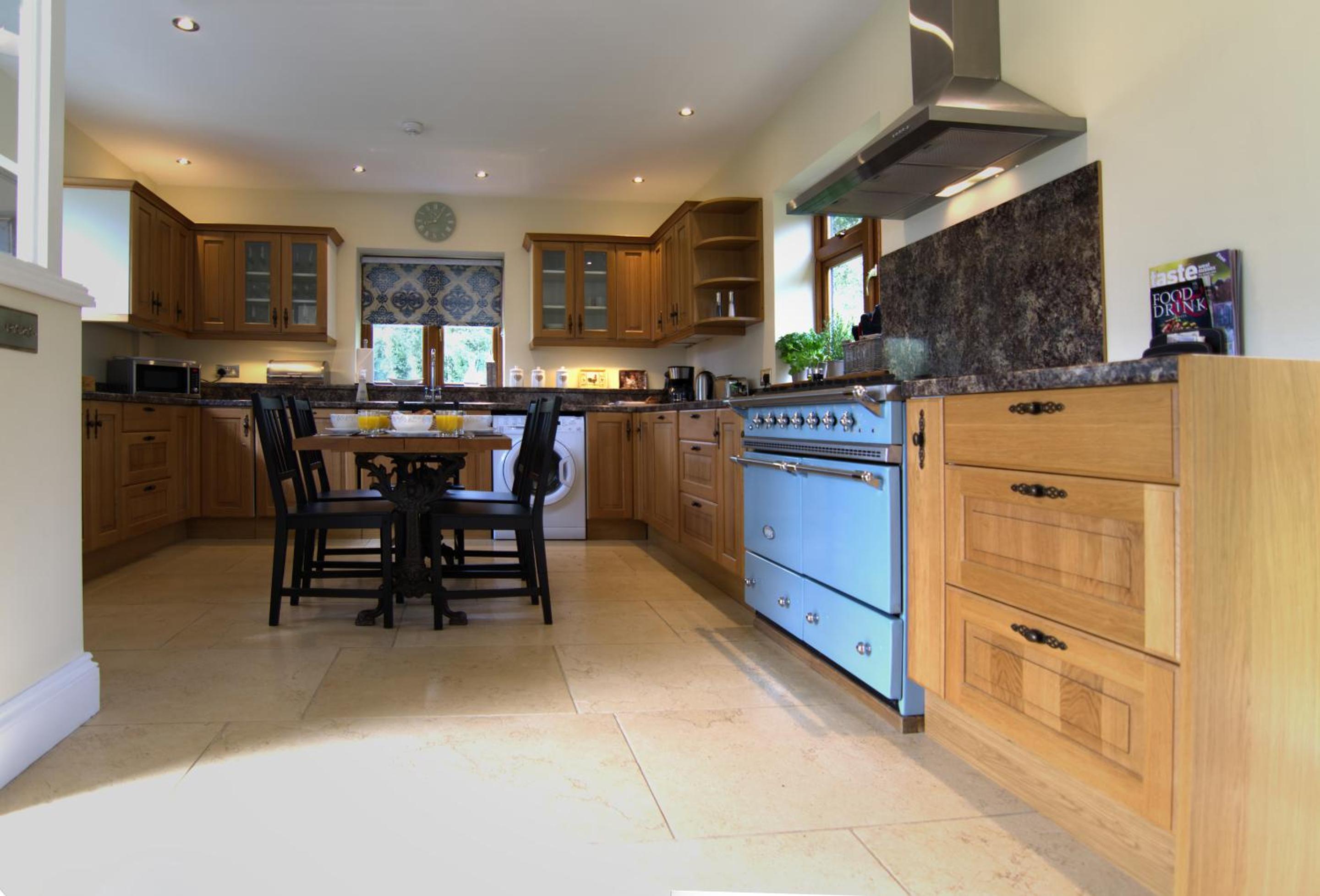 East Lodge Bolney — 9