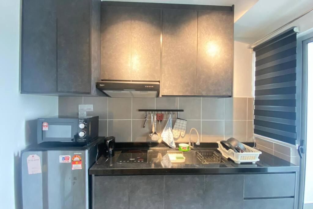 NEAR SUBANG AIRPORT Dk Impian Studio 1-3 pax photo 8