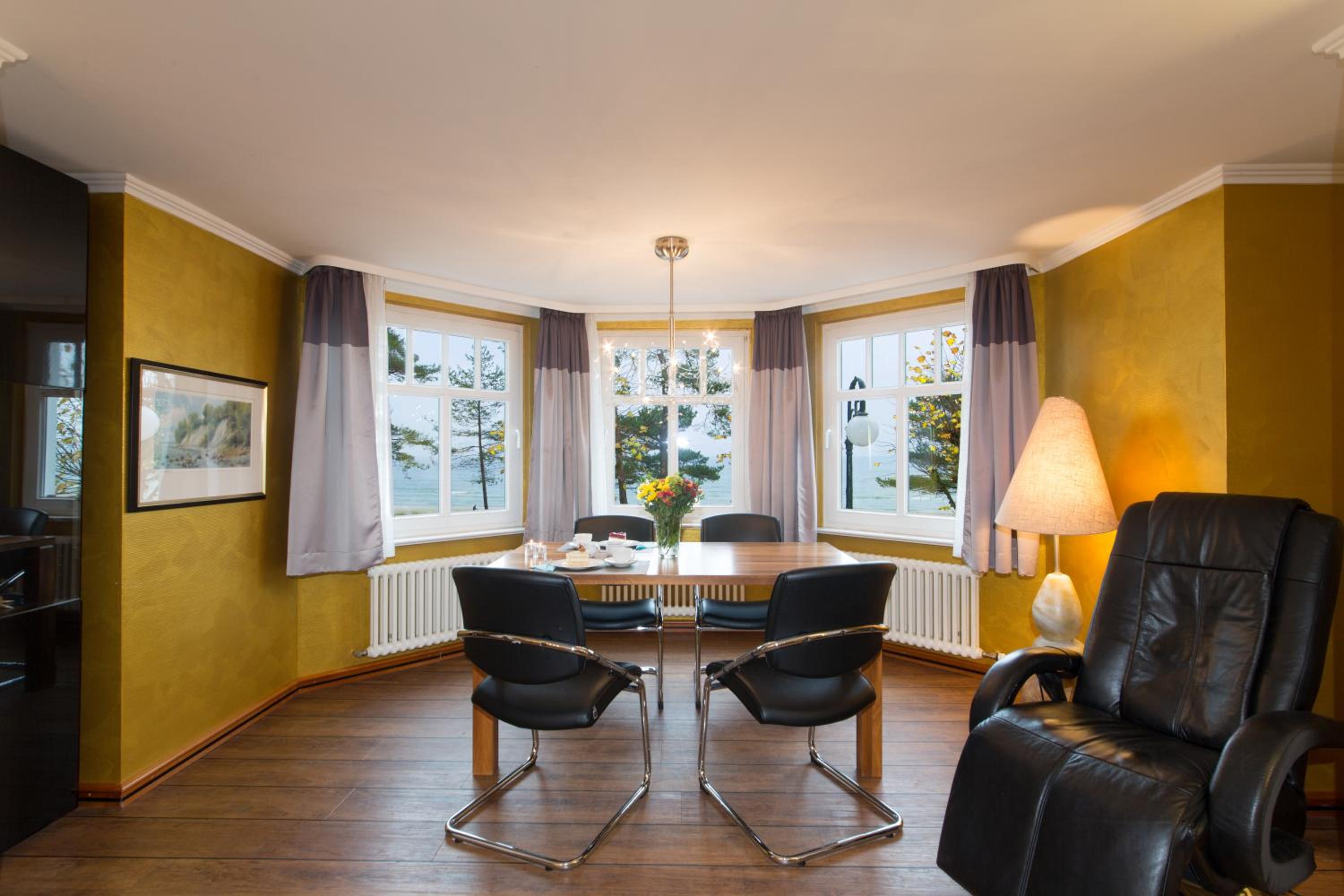 meeting & event spaces
