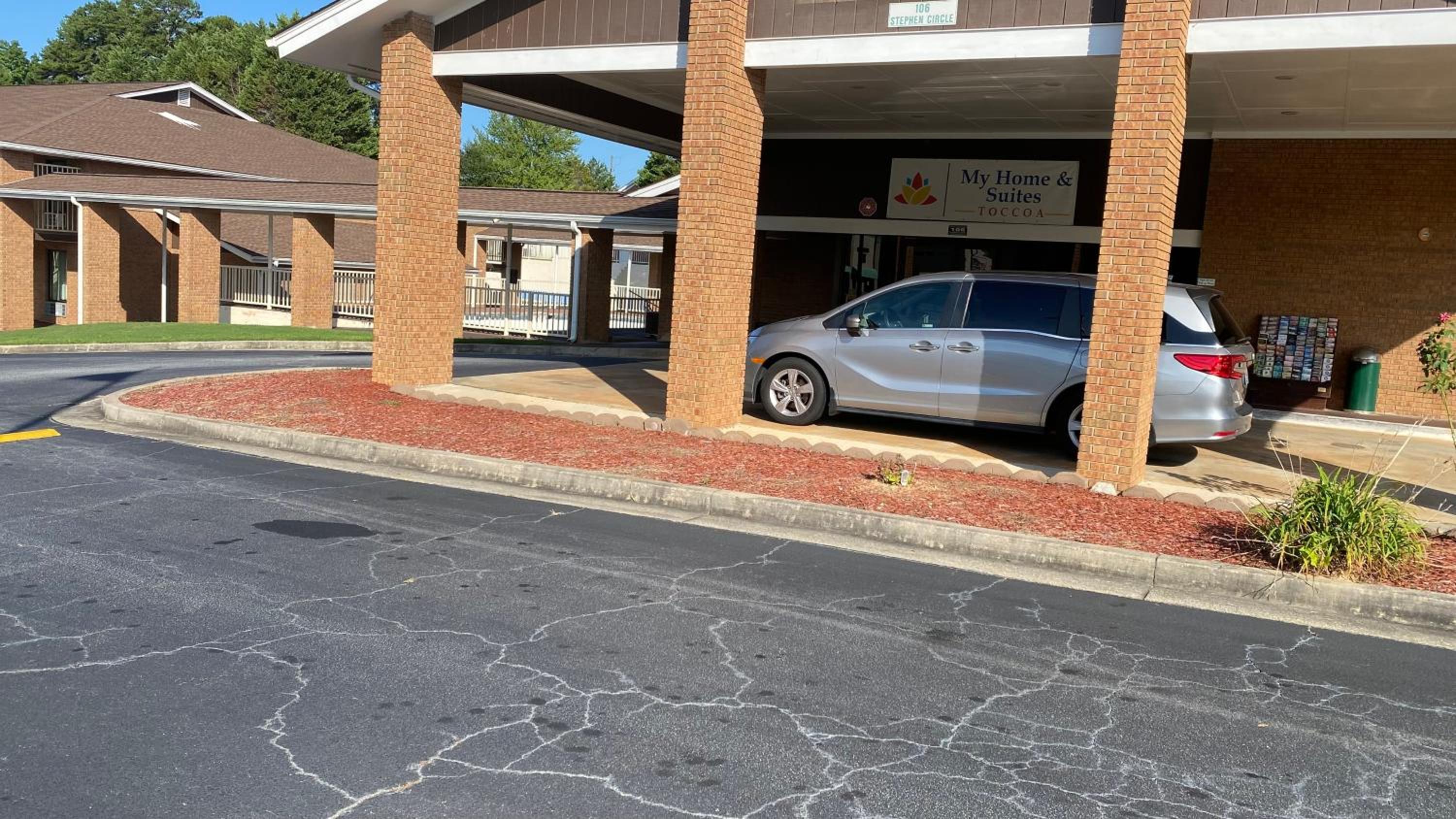 My Home & Suites Toccoa view 4