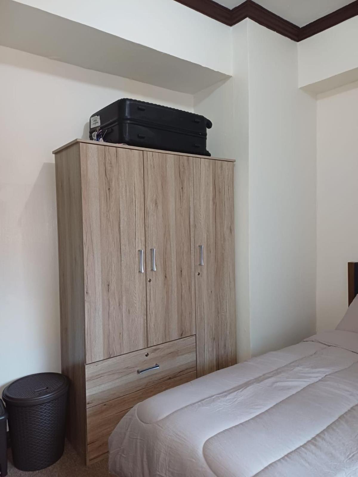 Citadel Inn Makati 1512 Fully-furnished unit for Staycation view 3