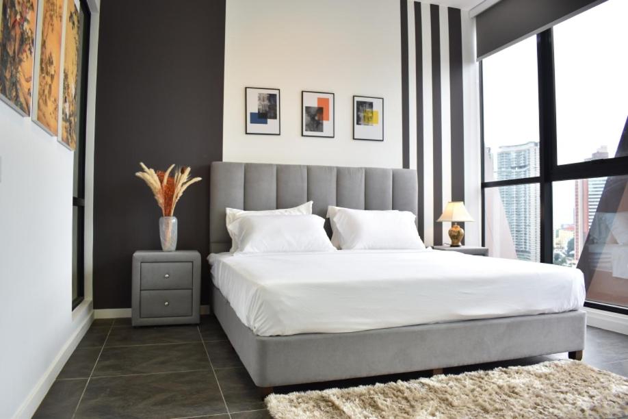 Scarletz Suites KLCC by KAN's