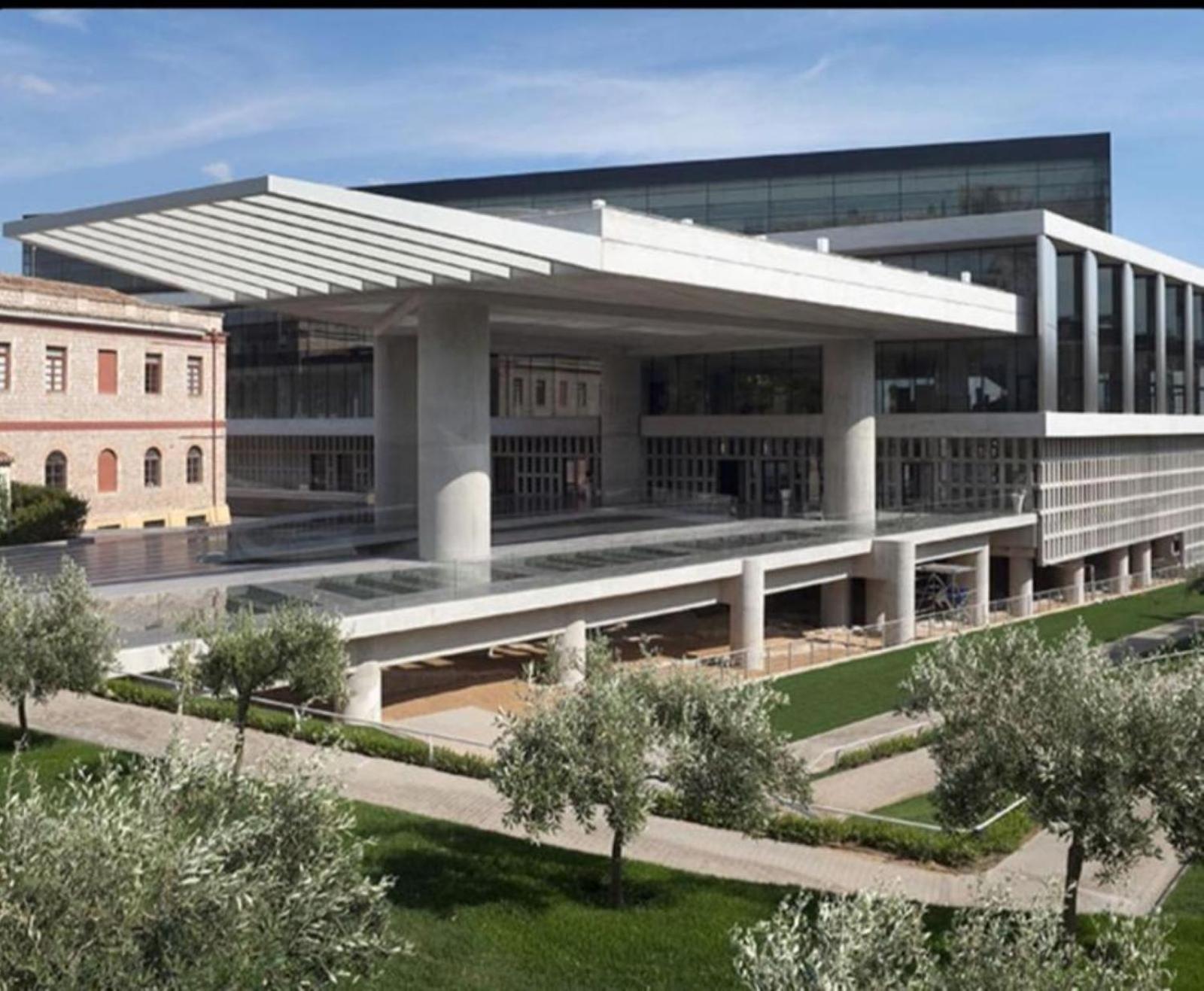 Acropolis Ancient World - 5 minutes from subway and Acropolis Museum photo 2