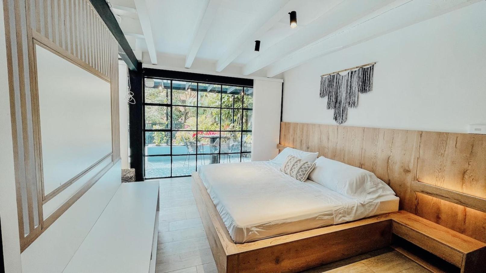 Japandi Buda Loft Close To Parque Lleras