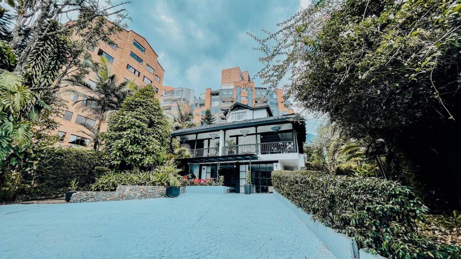 Japandi Buda Loft Close To Parque Lleras