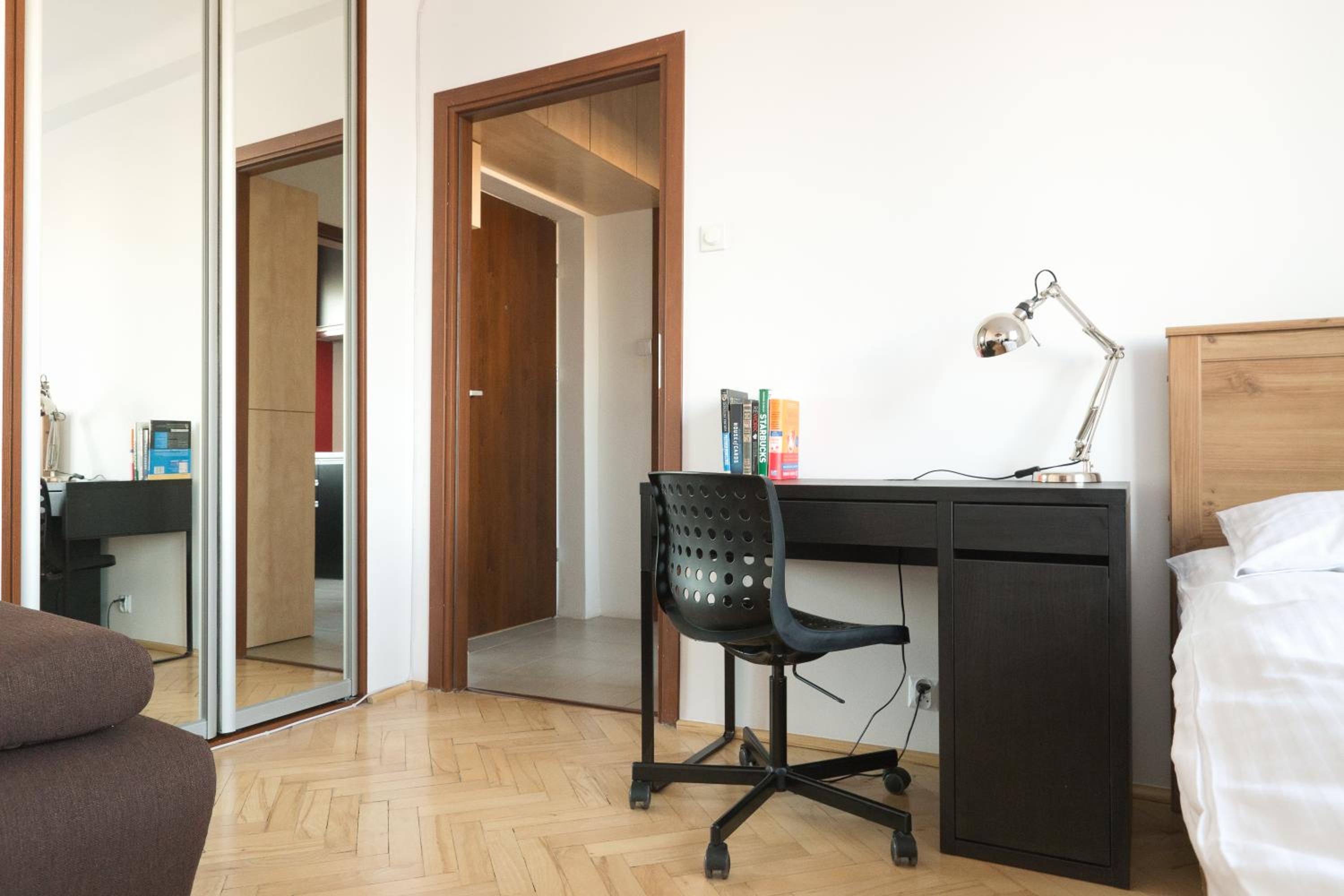 Apartament One by Your Freedom