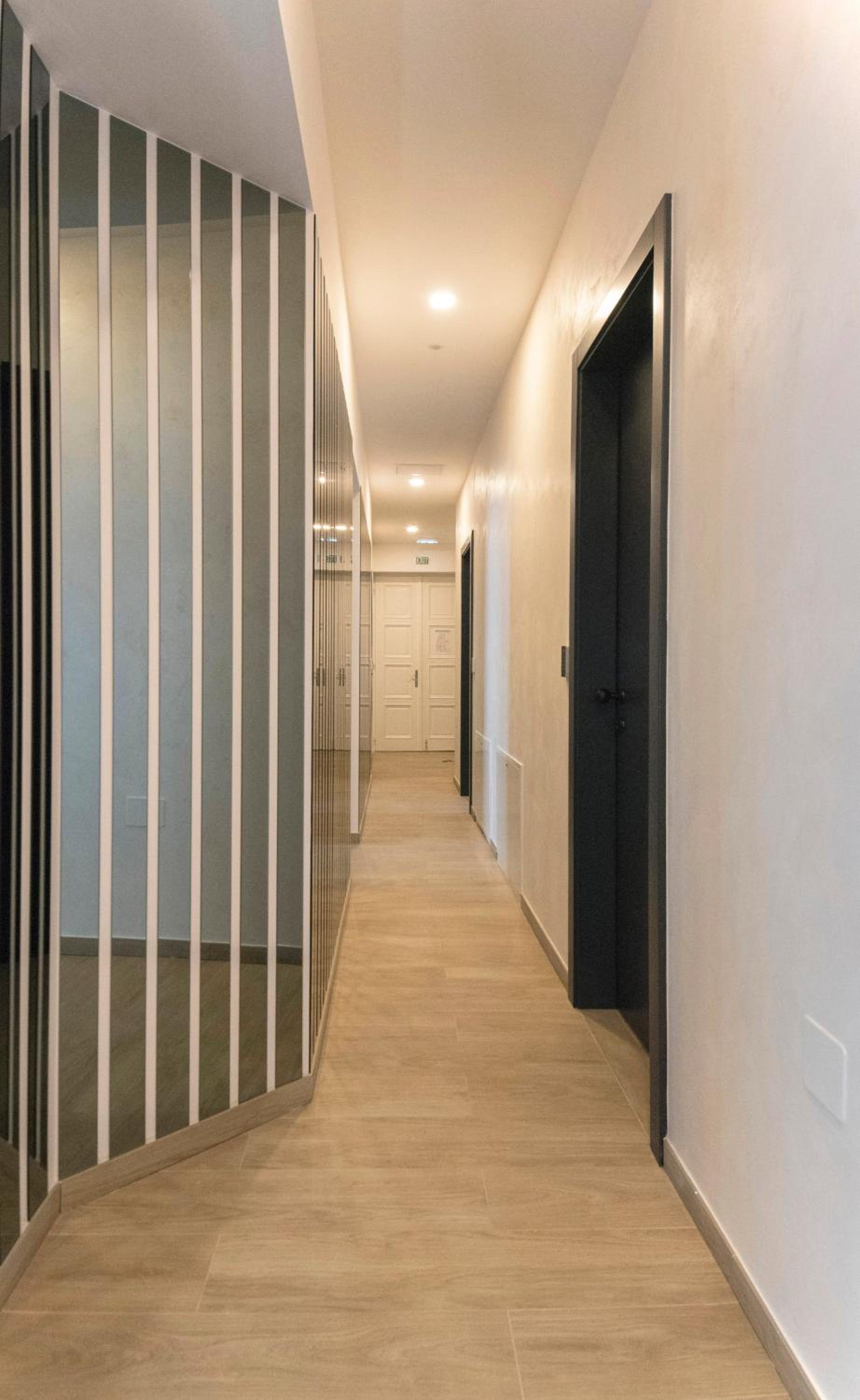 Mini Sleep & Go Room - Private Bathroom
