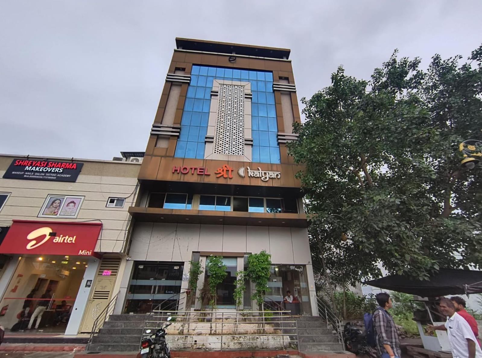 Hotel Shri Kalyan