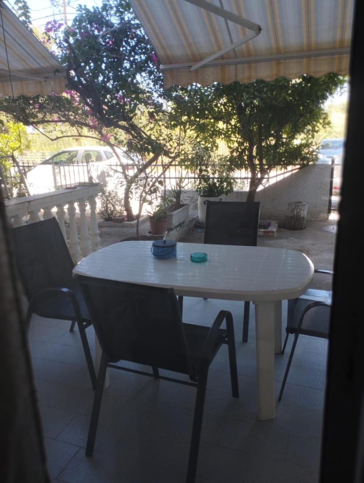 Astros Apartments