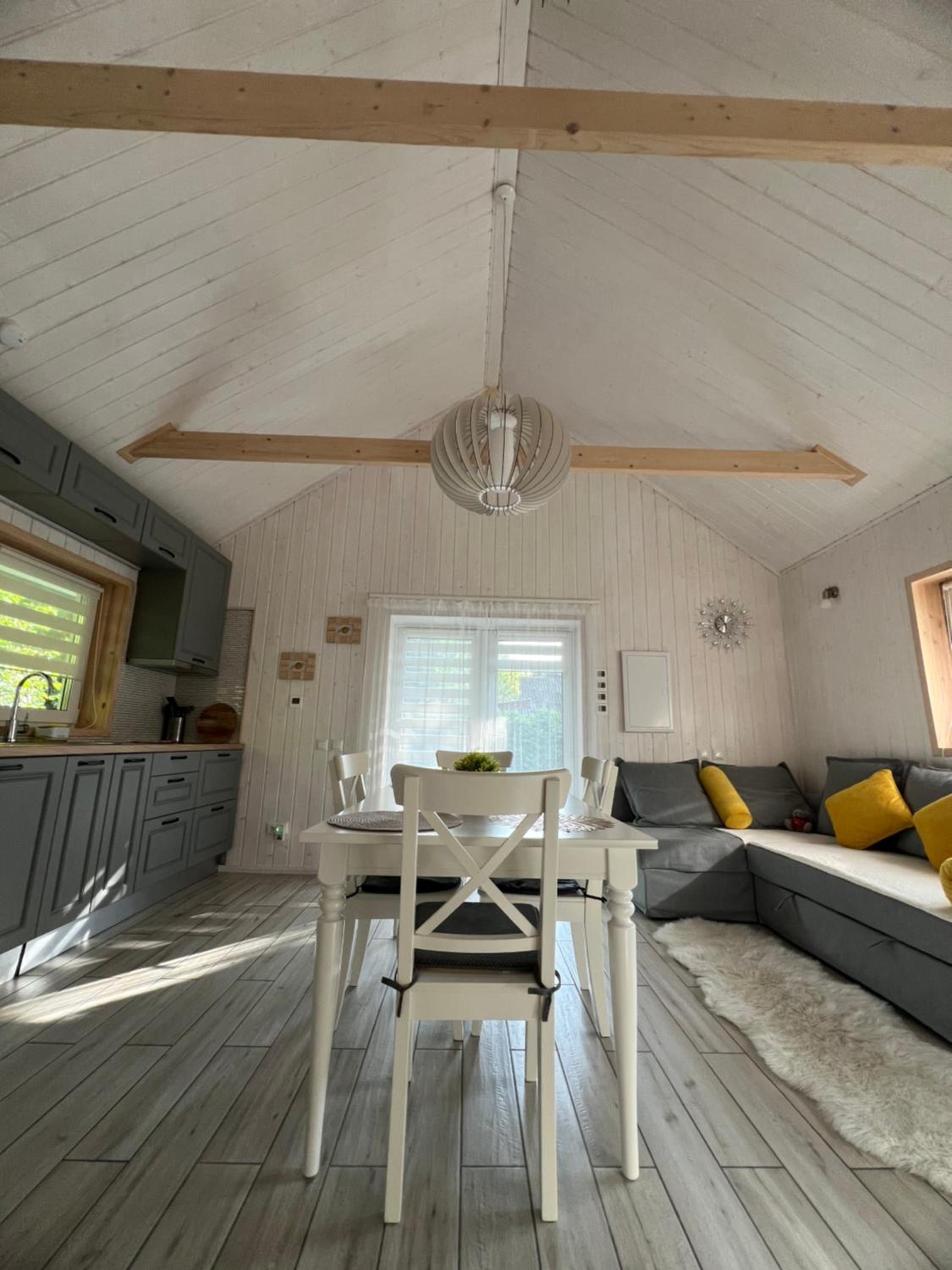 Luxury countryside house 2 min walk to the beach view 5
