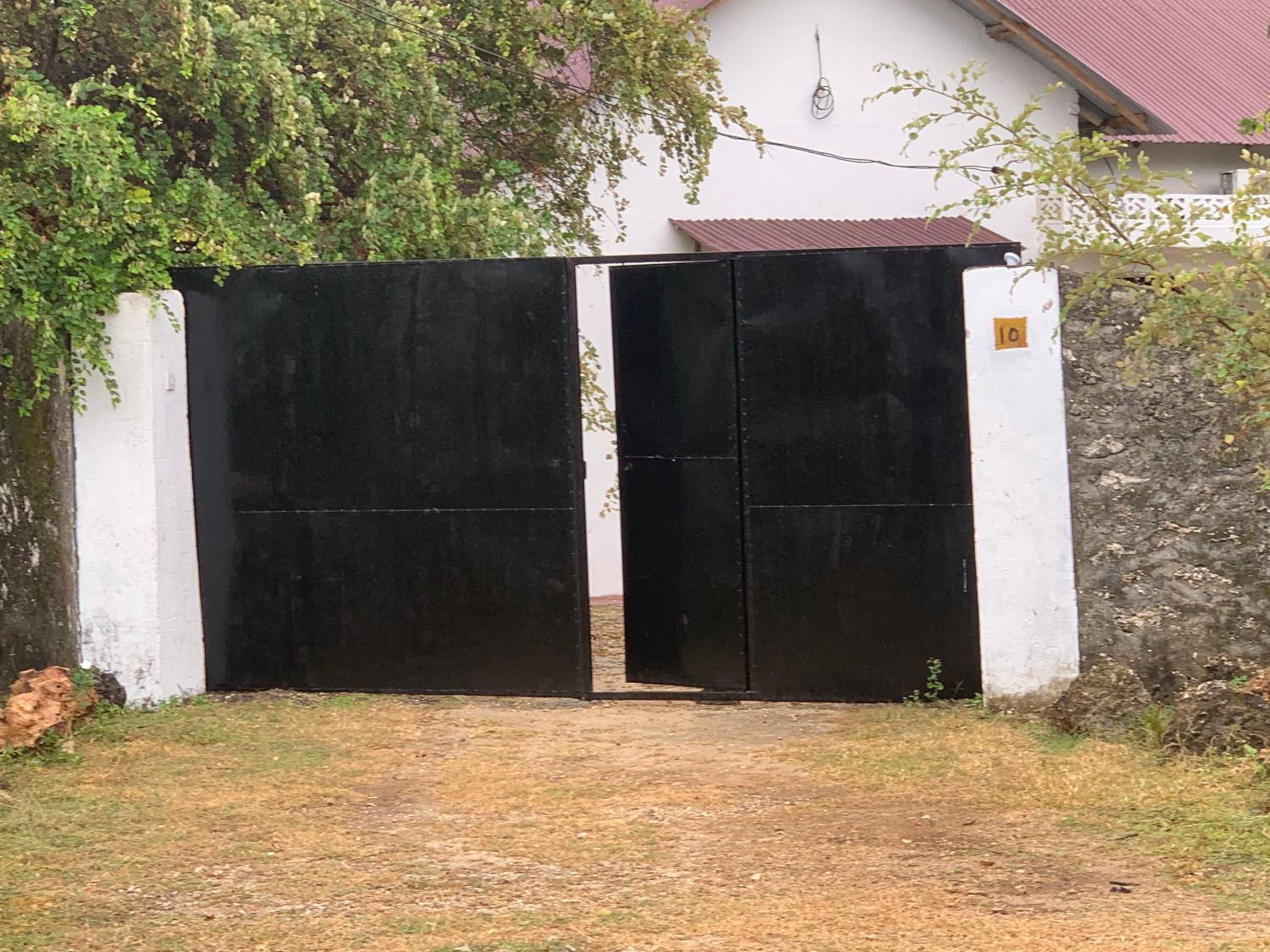 Nyumba nyeupe holiday home view 5