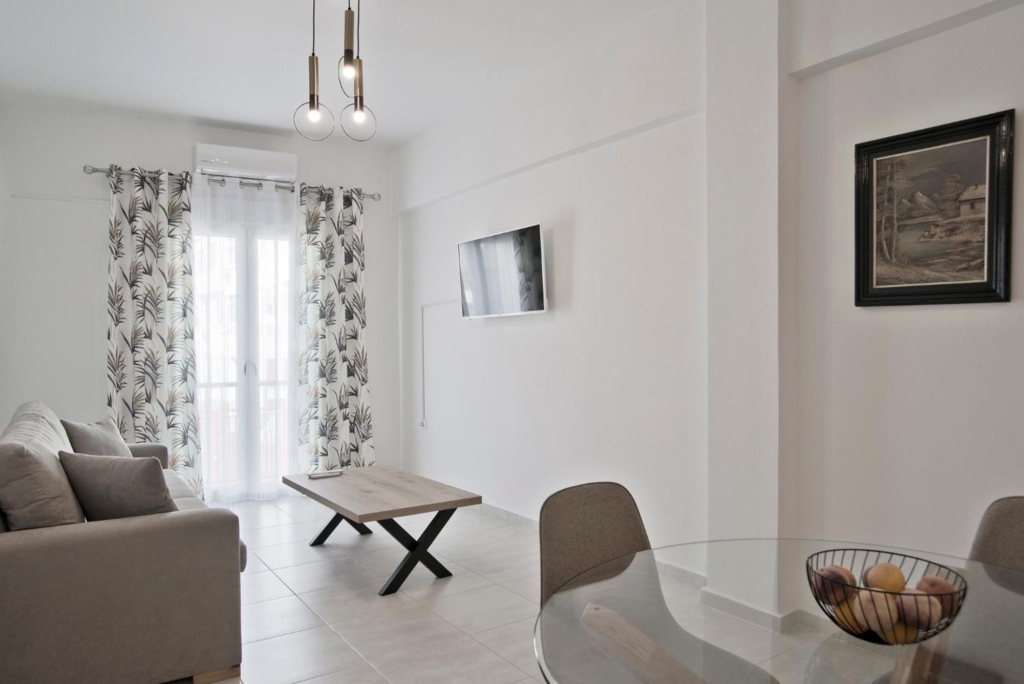 SeaLiv Apartment