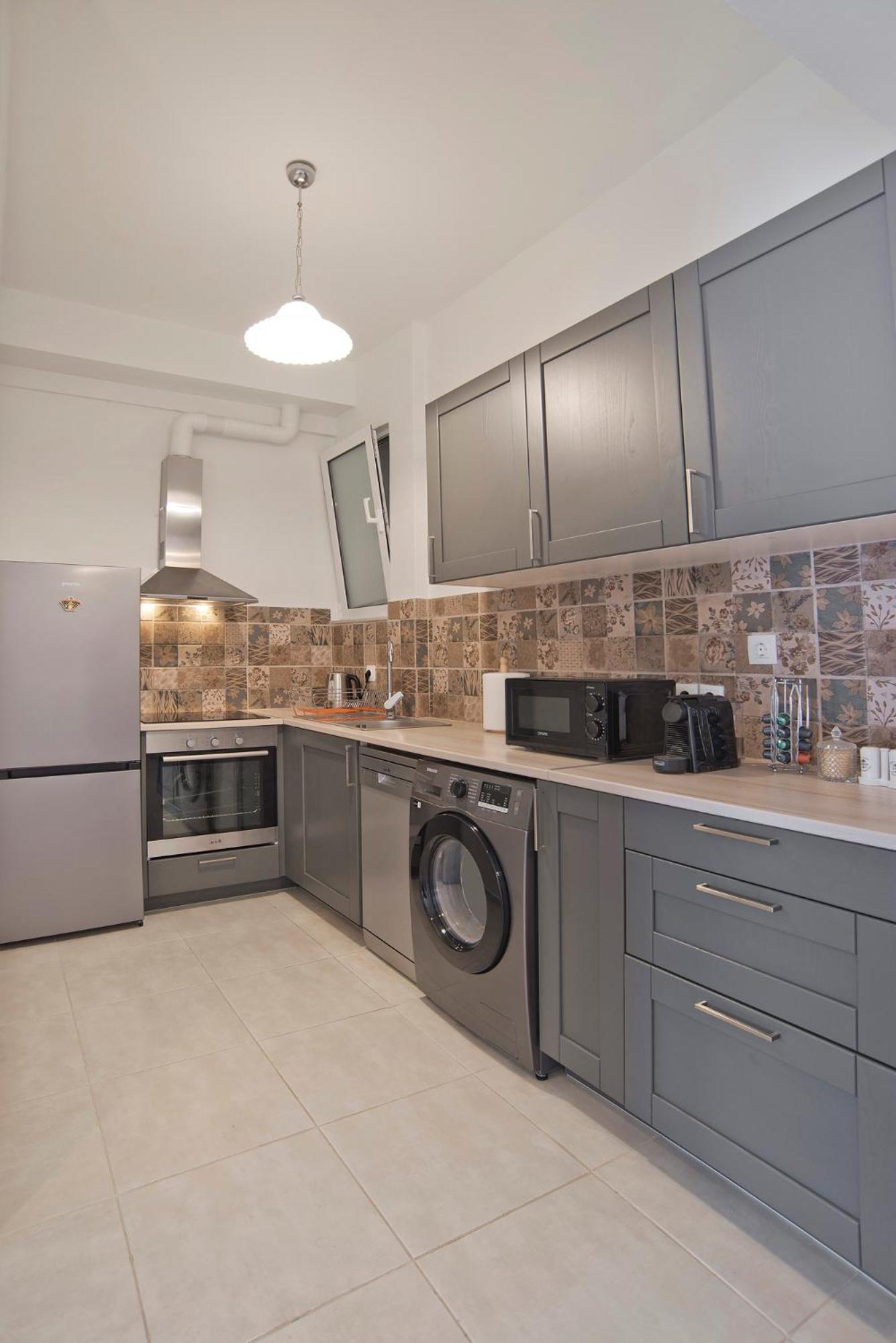 SeaLiv Apartment