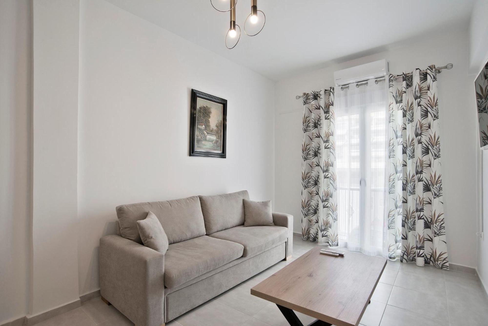 SeaLiv Apartment